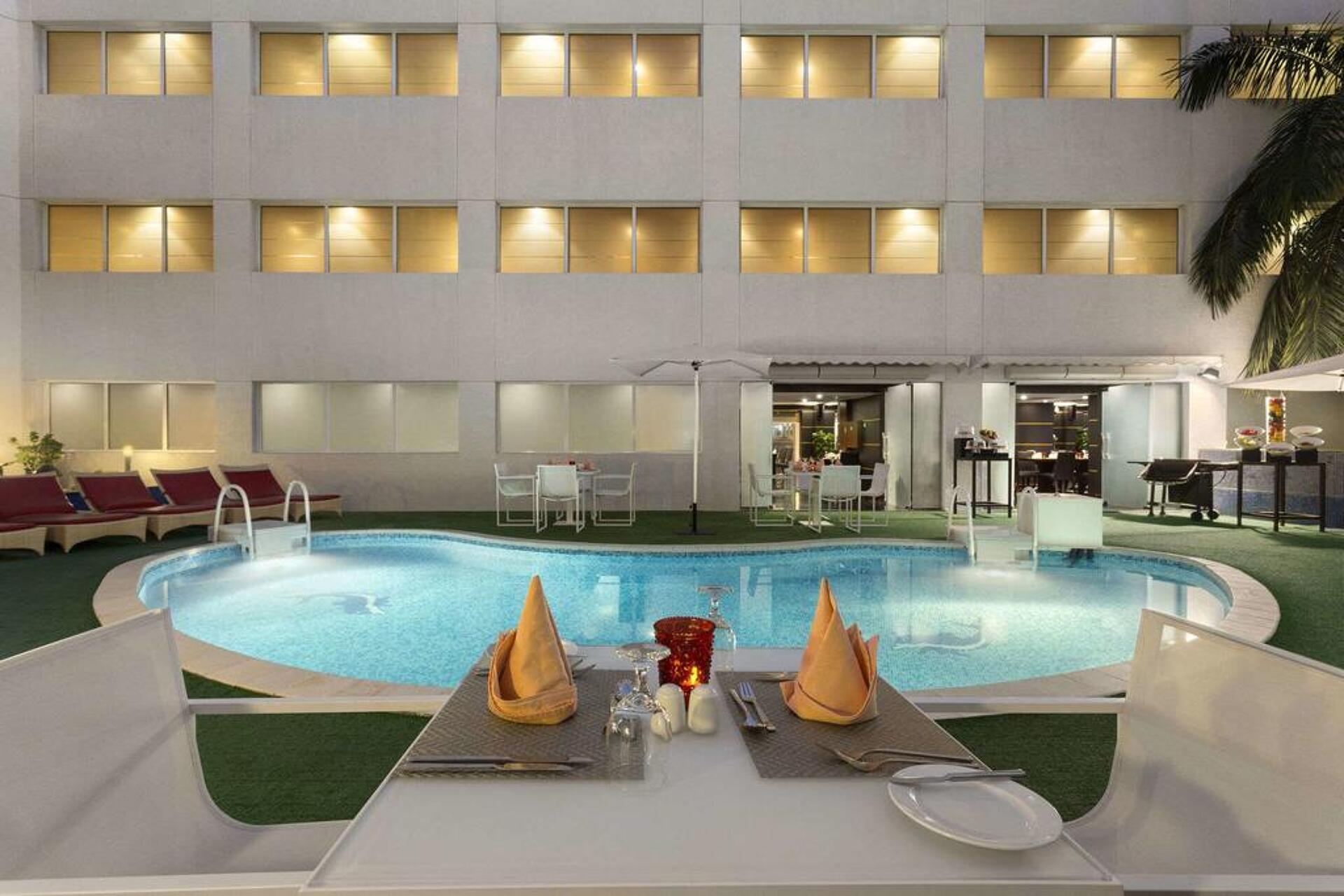 Ramada Qurum Beach 4* 0