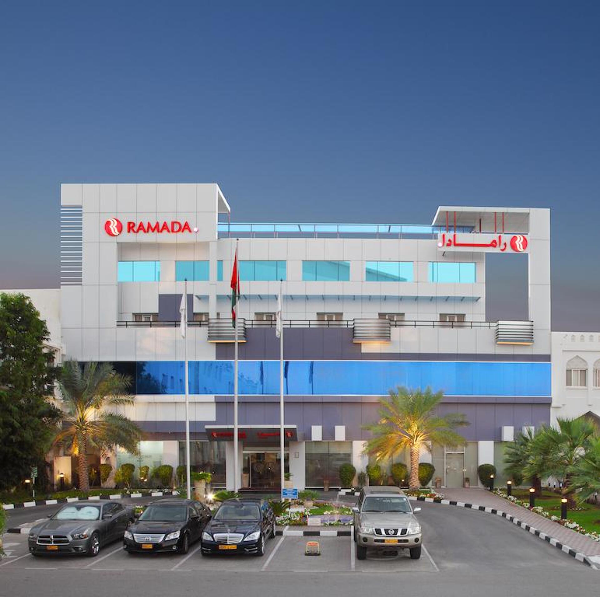 Ramada Qurum Beach 4* 21