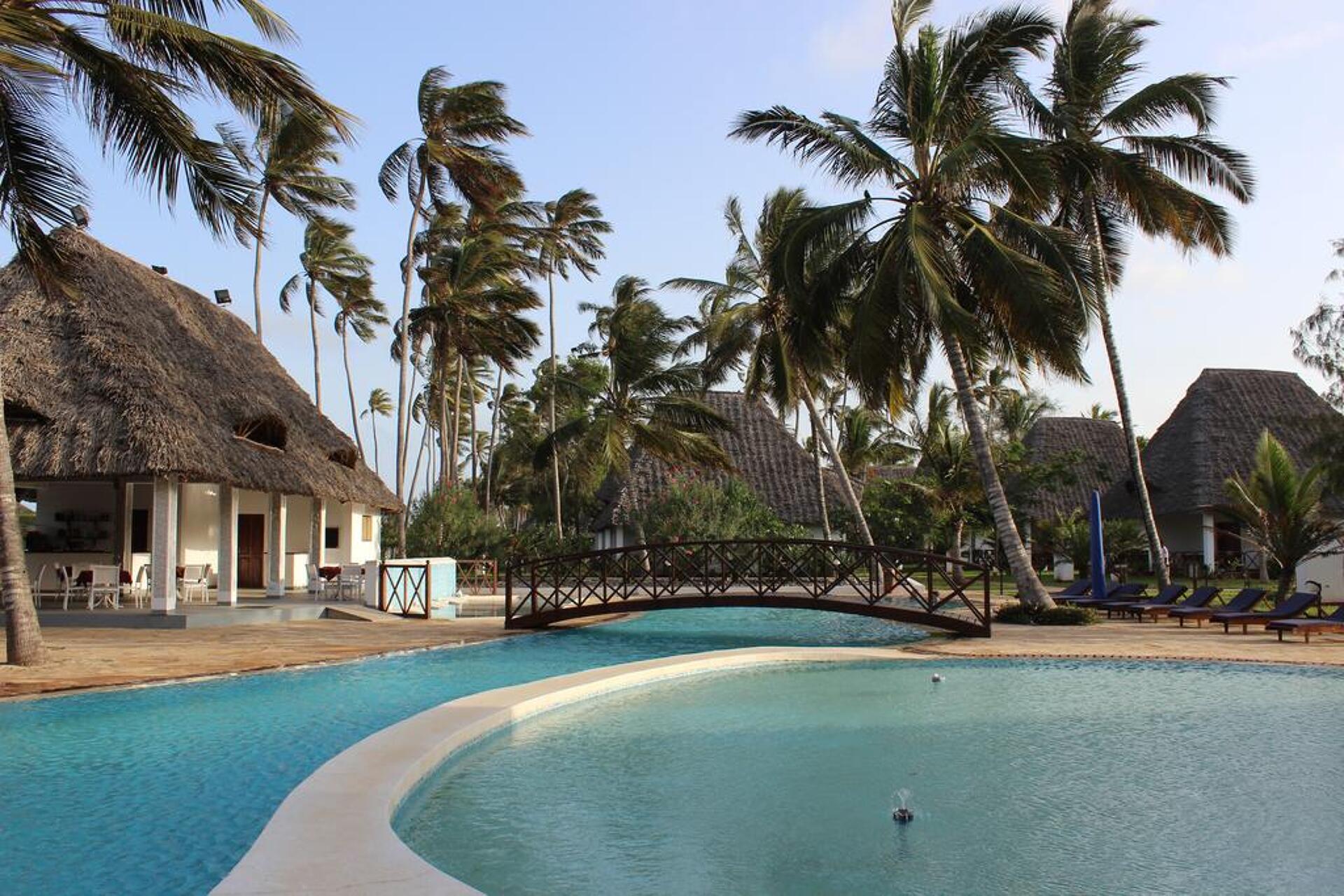 Uroa Bay Beach Resort 4* 9