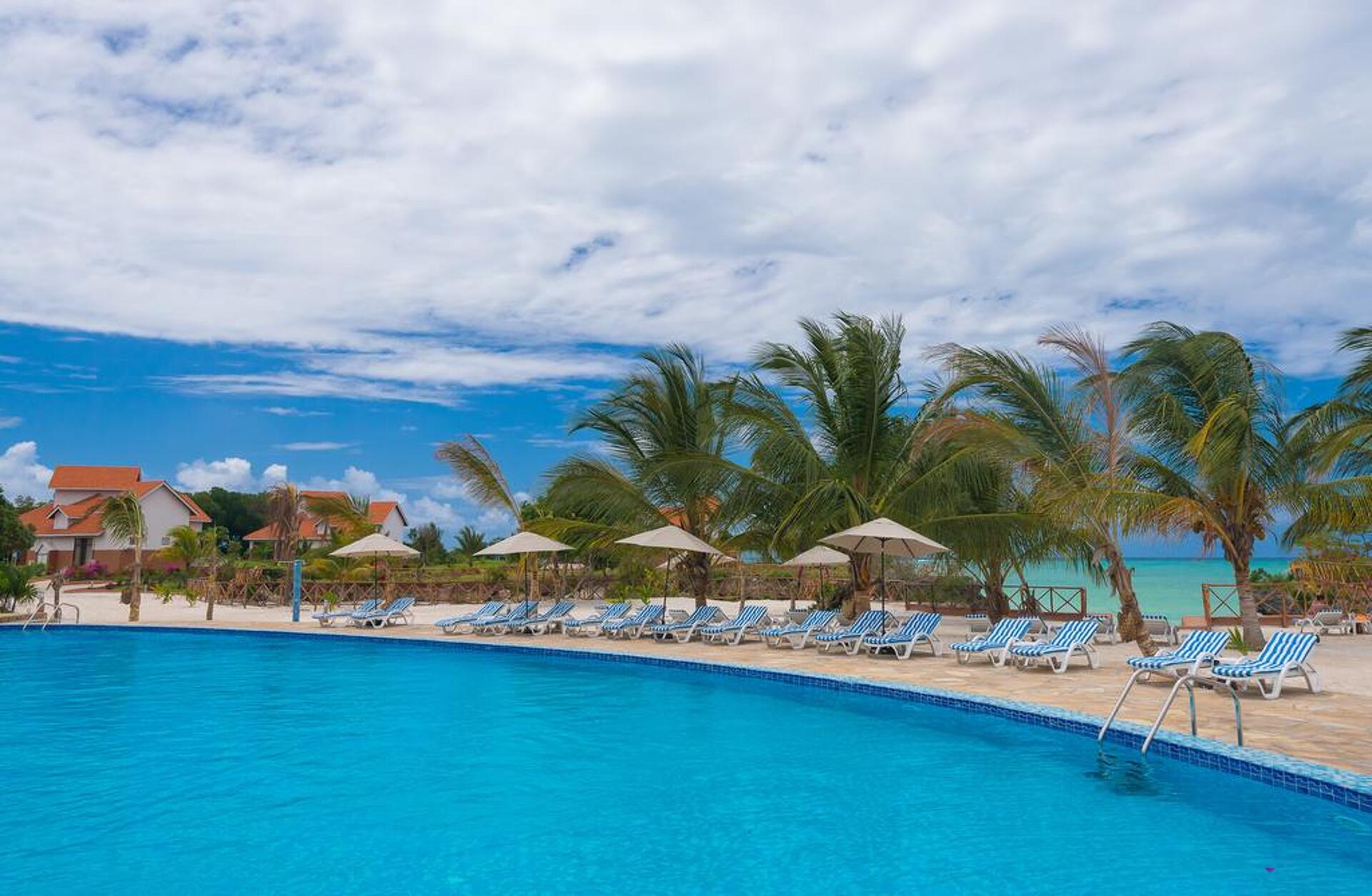 Azao Resort & Spa 4* 2