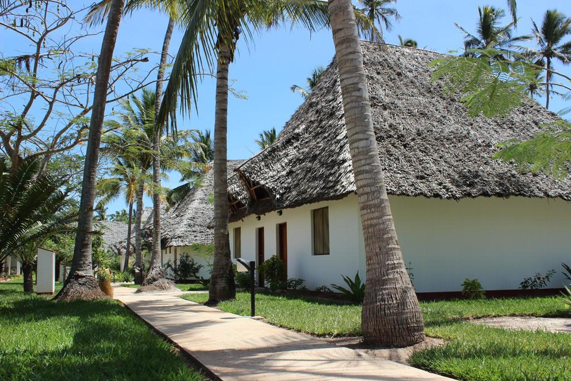 Uroa Bay Beach Resort 4* 33