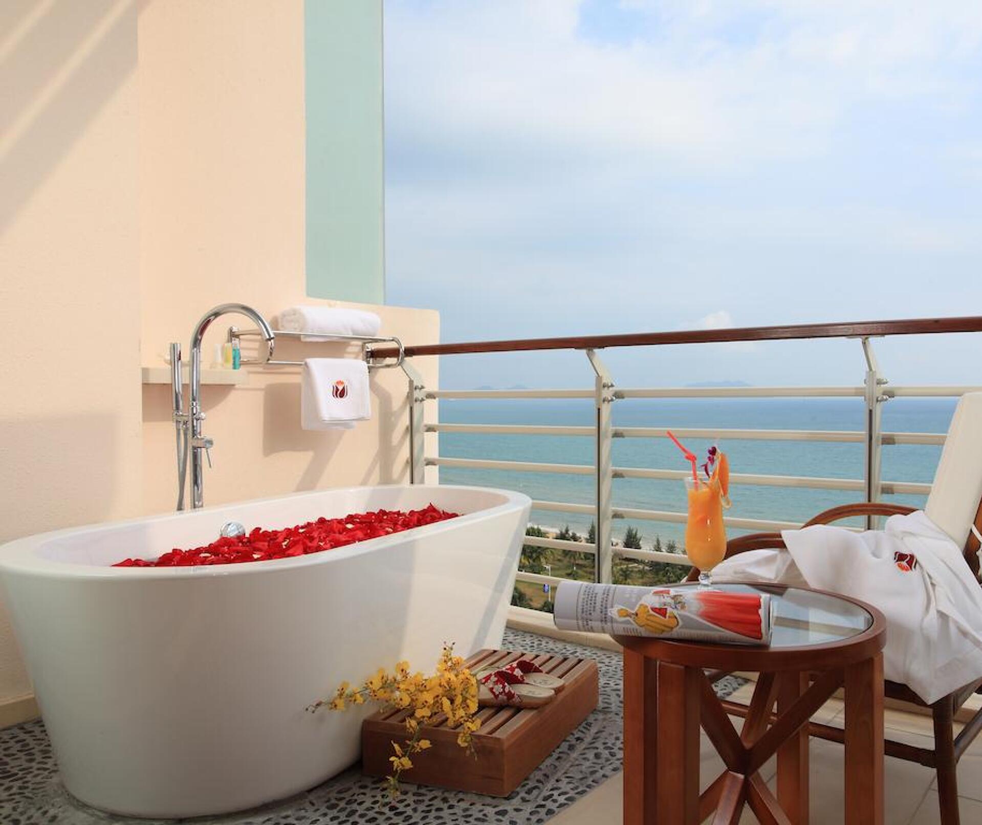 Grand Soluxe Hotel & Resort Sanya 19