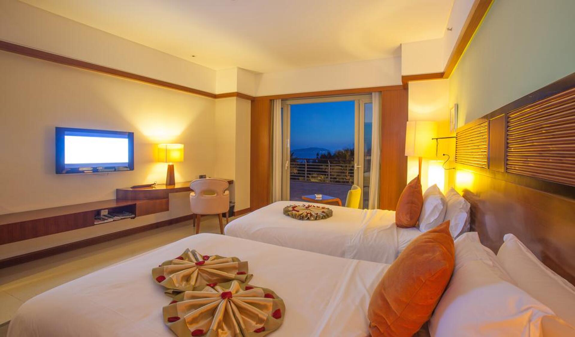 Grand Soluxe Hotel & Resort Sanya 7
