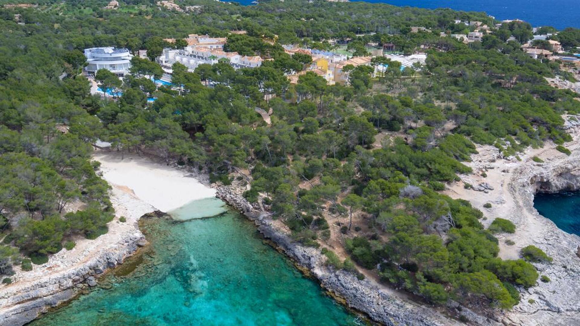 Iberostar Club Cala Barca 4* 22