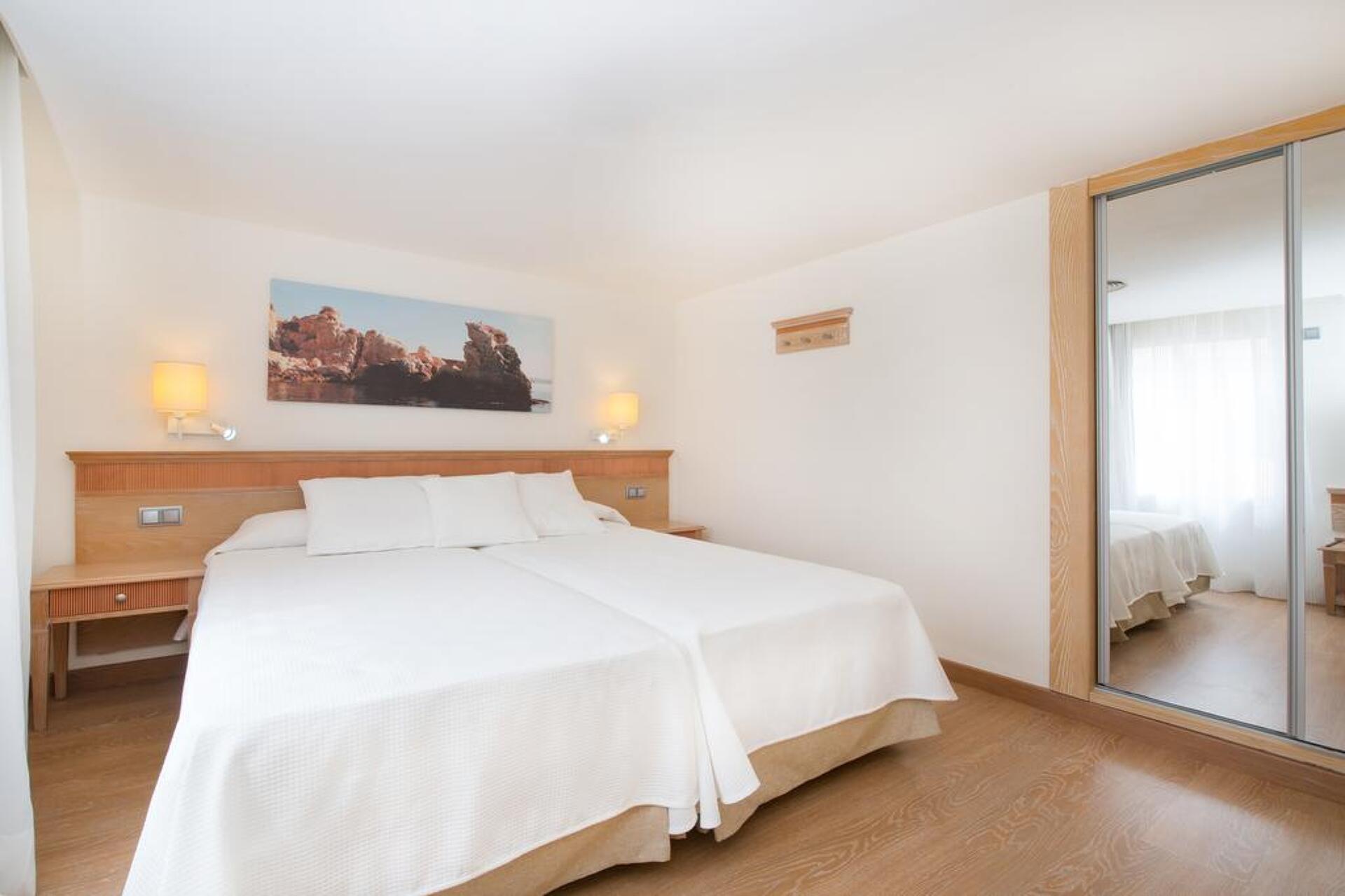 Iberostar Club Cala Barca 4* 8
