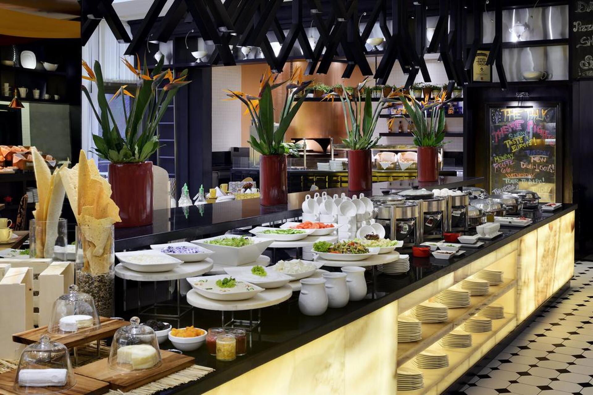 Movenpick Hotel Jumeirah Beach 7