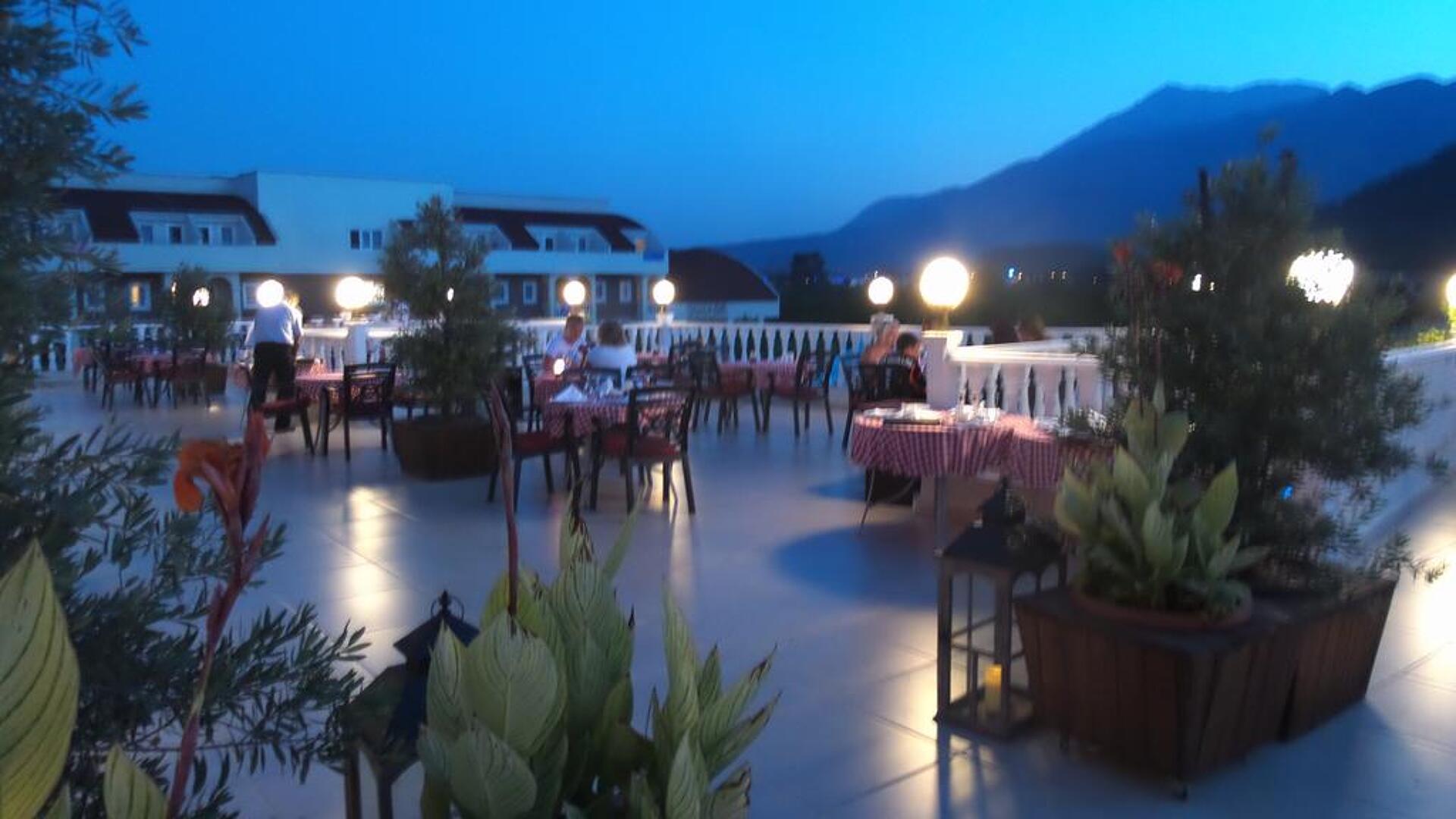 Viking Garden 4* 6