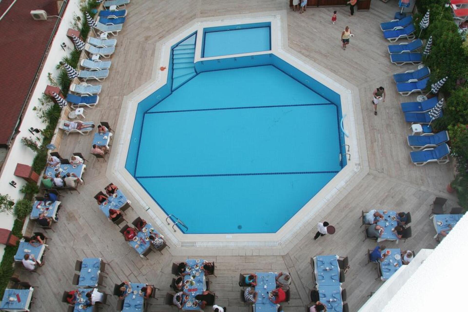 Elysee Beach Hotel 3* 7