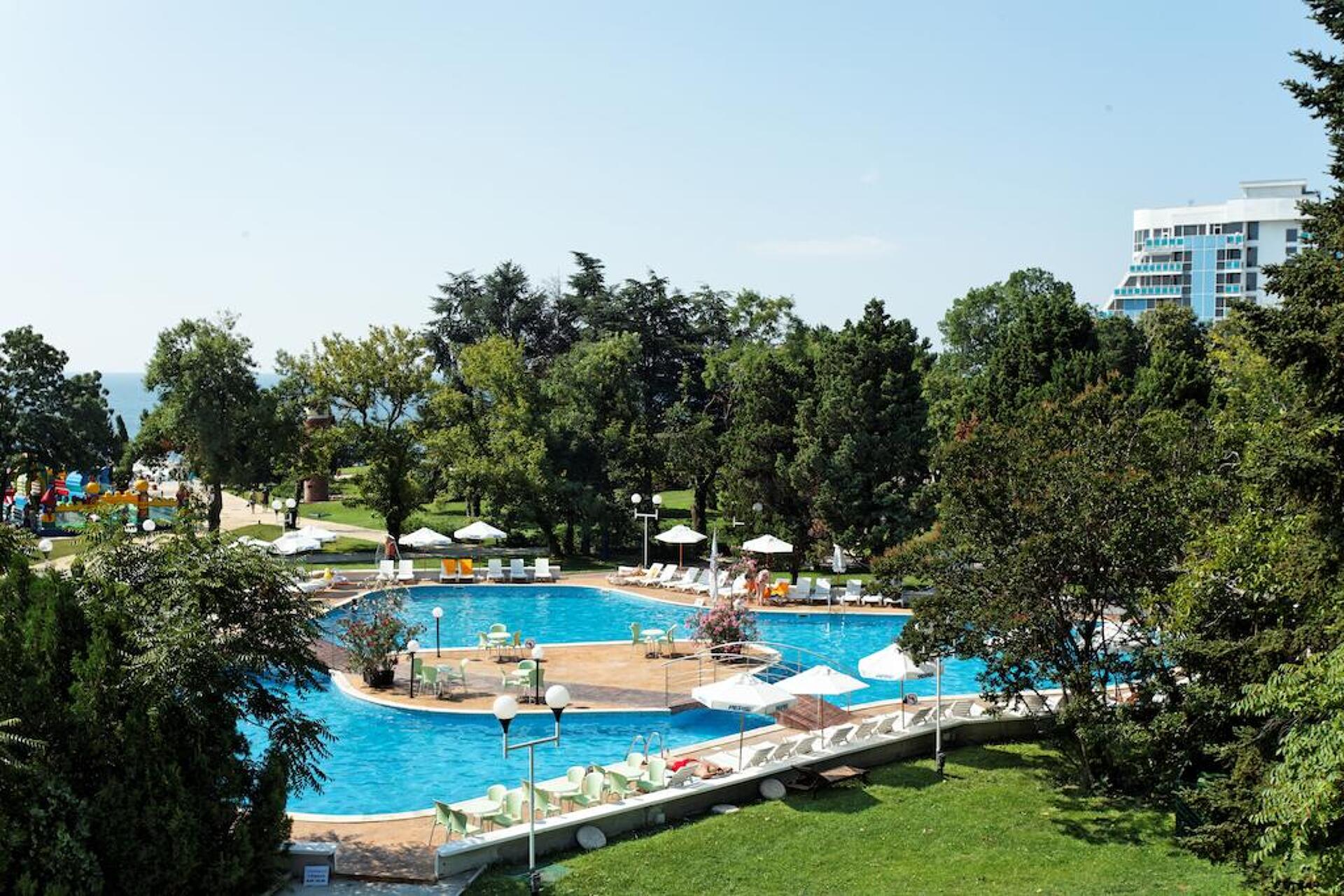Lebed Hotel 4* 0