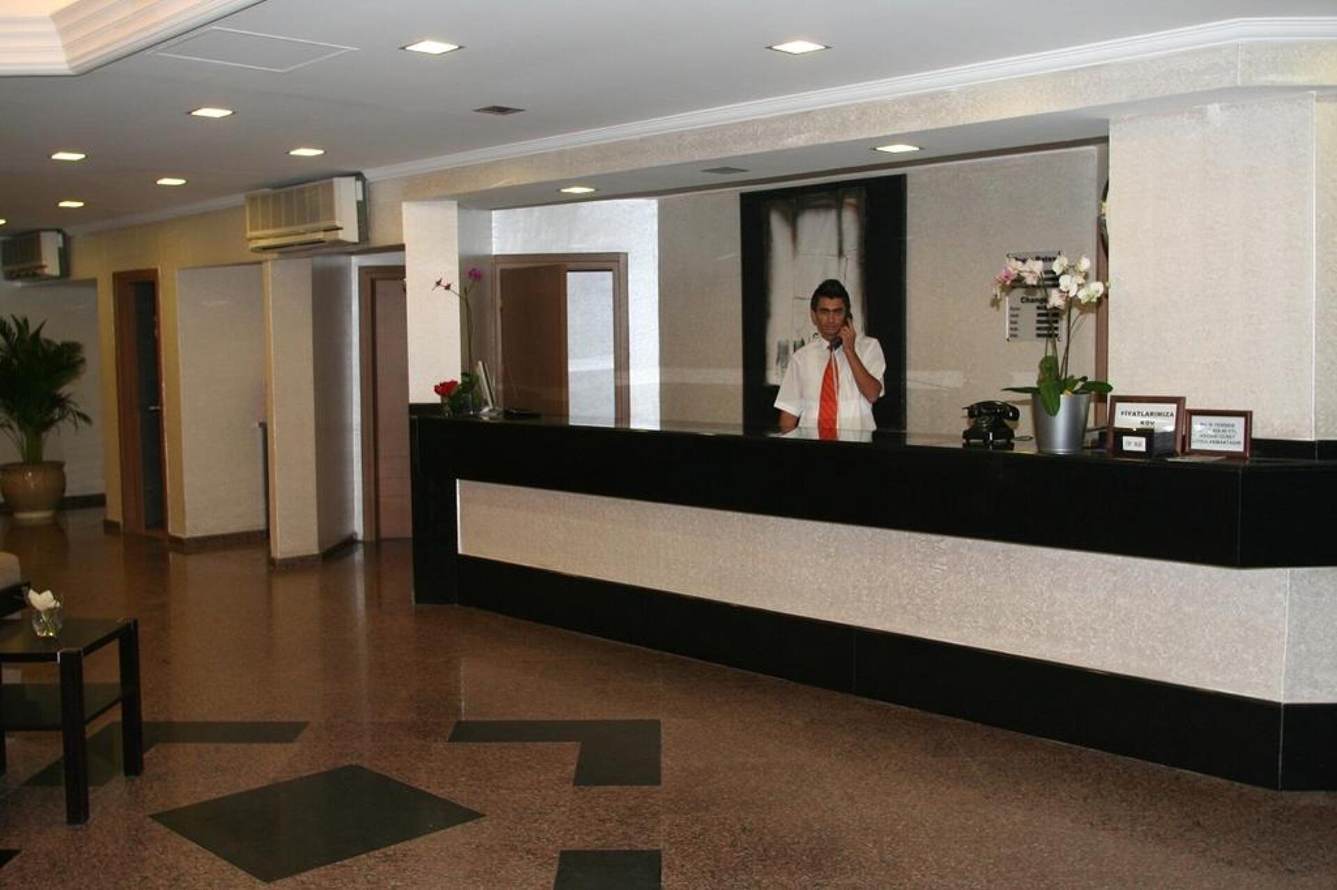 Elysee Beach Hotel 3* 1