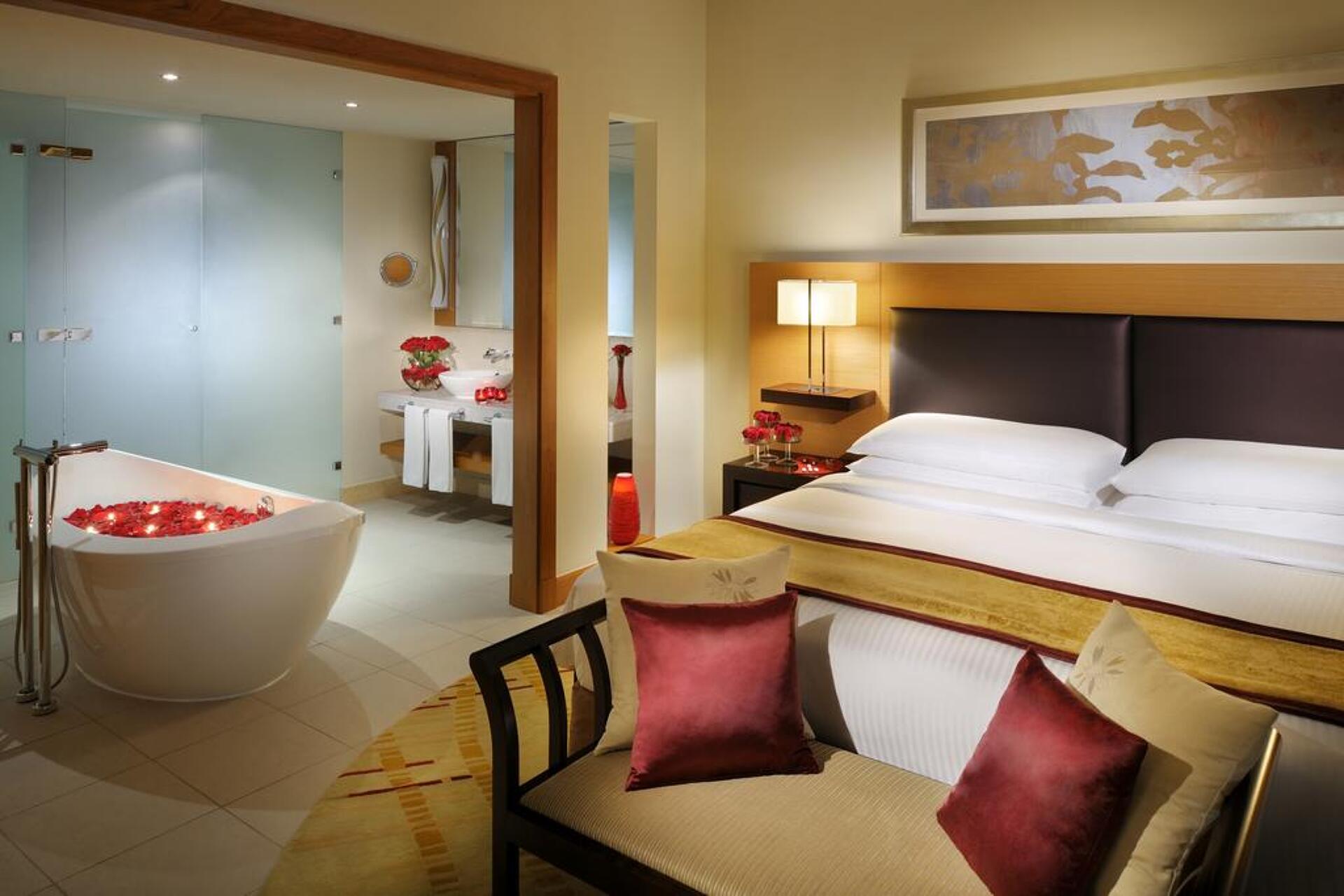 Movenpick Hotel Jumeirah Beach 14