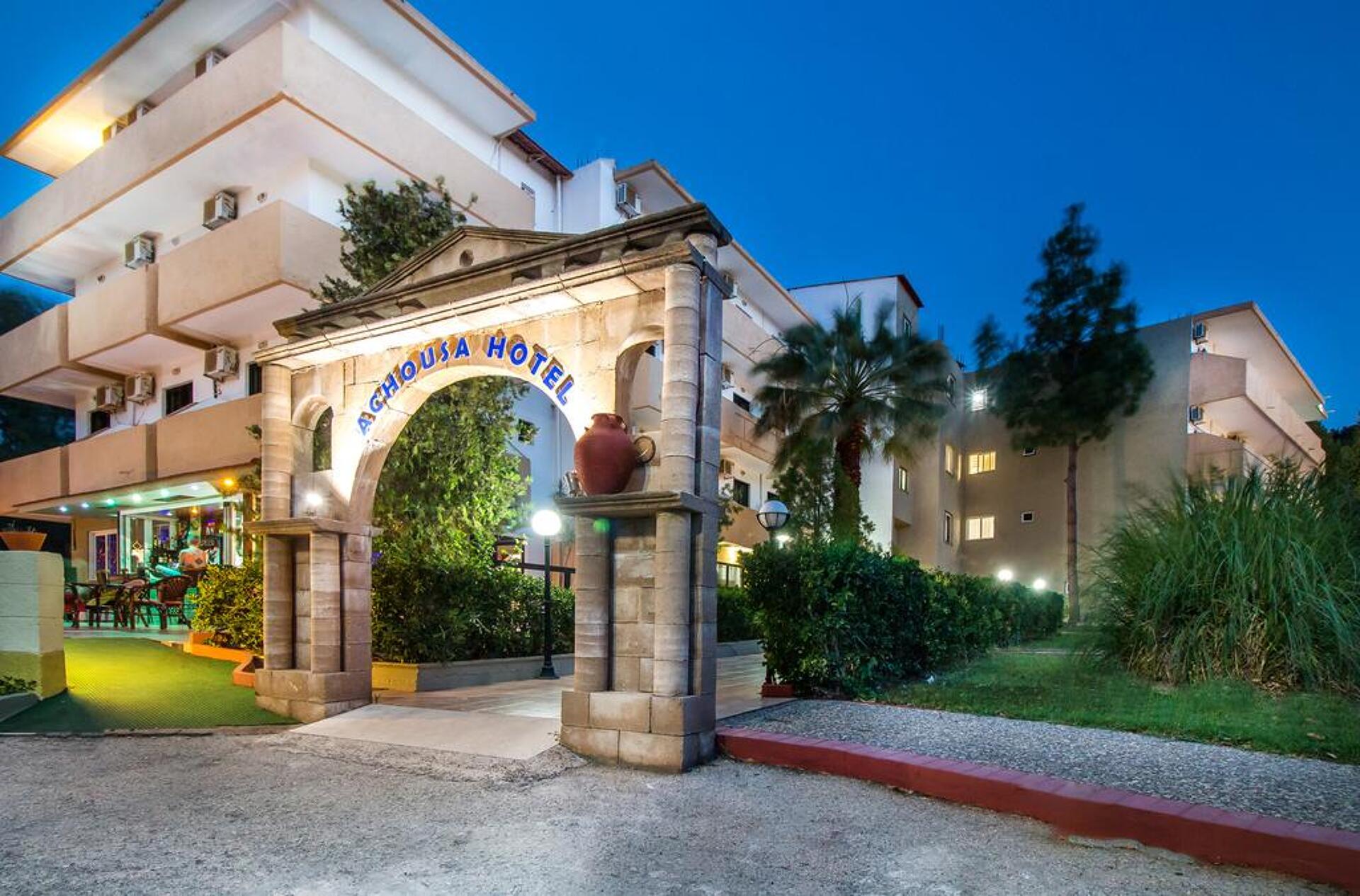 Achousa Hotel 3* 1
