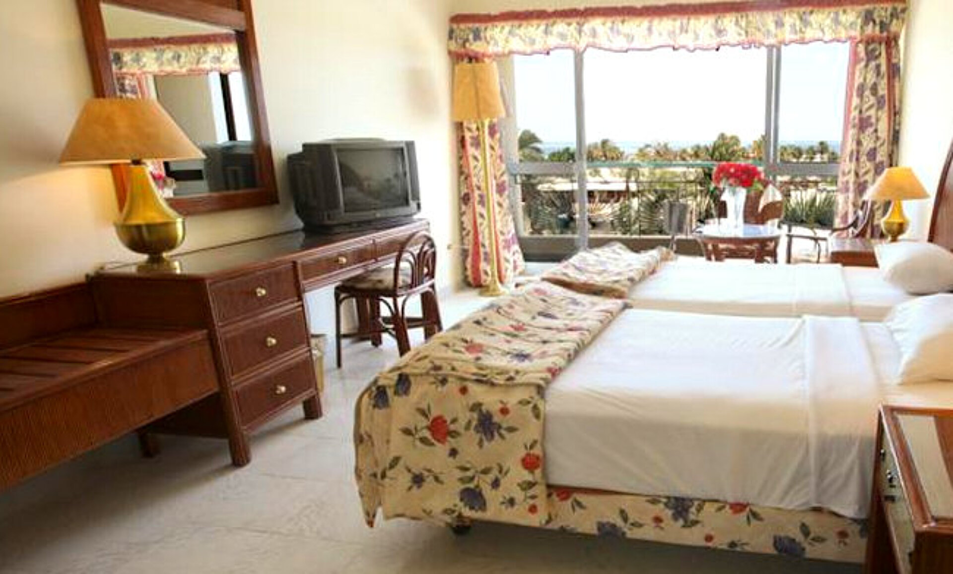 Princess Palace 3* 25