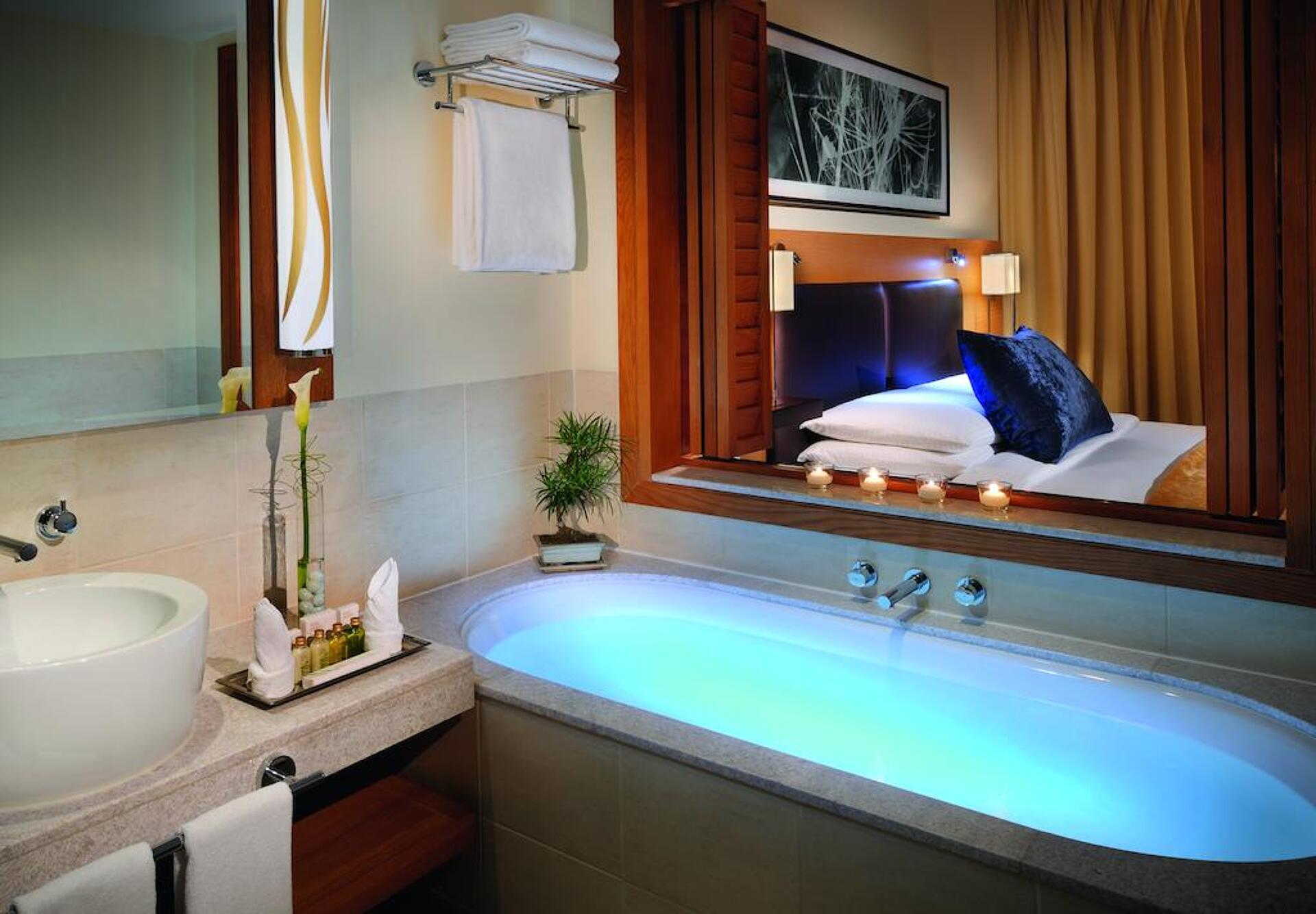 Movenpick Hotel Jumeirah Beach 17