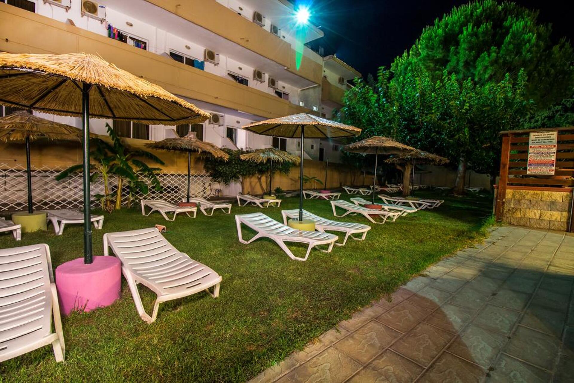 Achousa Hotel 3* 19