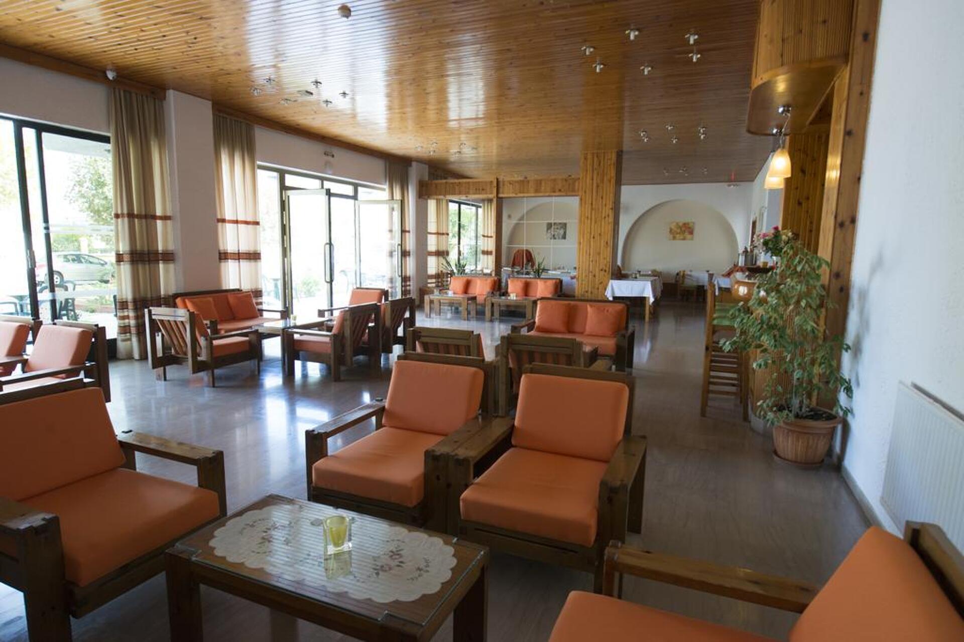 International Hotel 2* 5