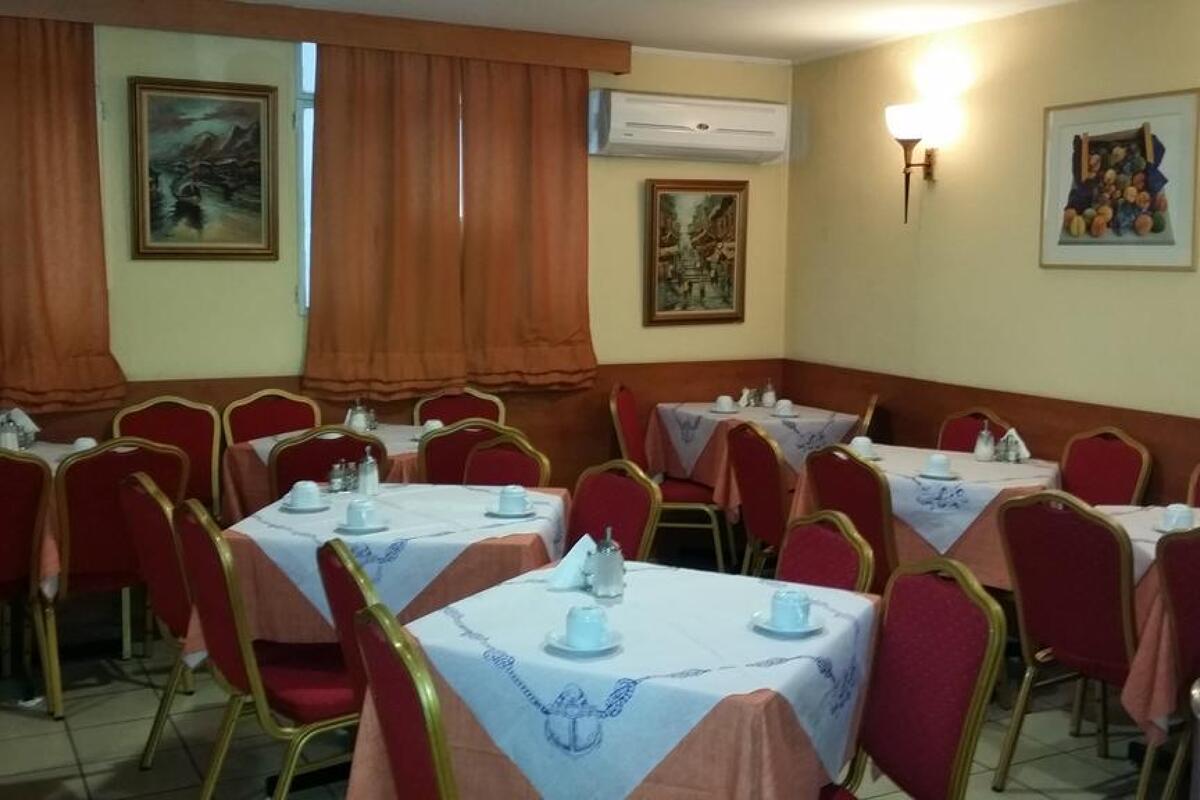 Aristoteles Hotel 3* 2