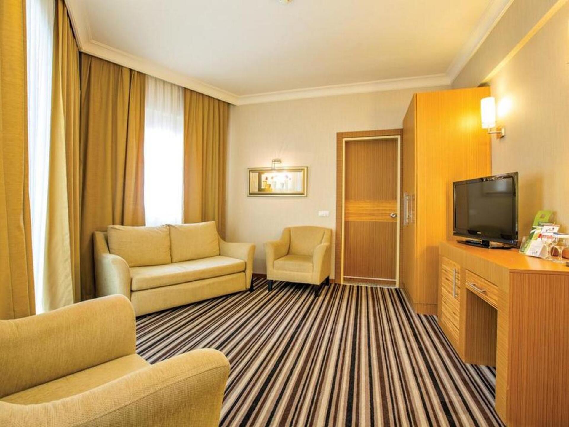 Grand Cettia 4* 18