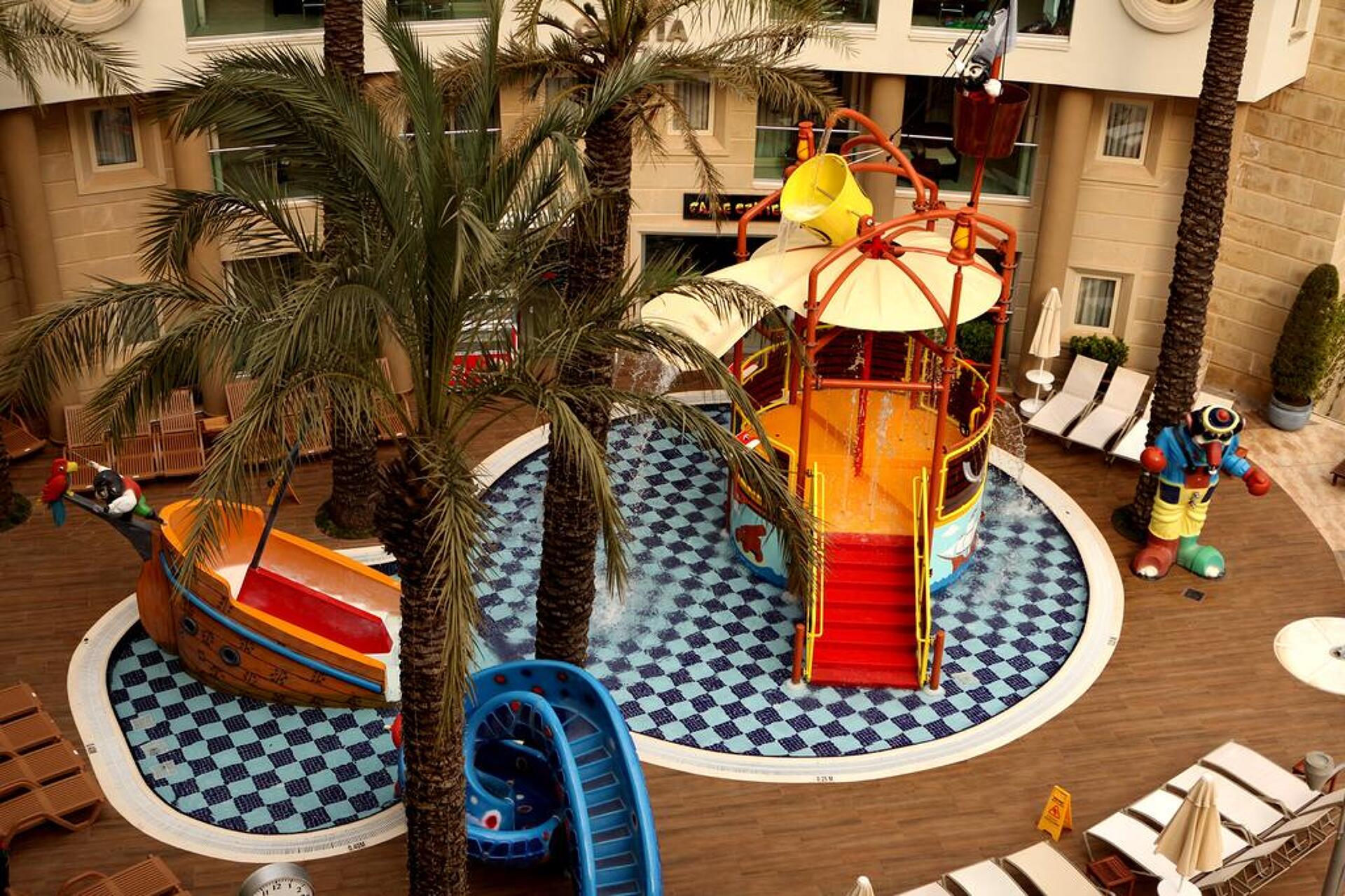 Grand Cettia 4* 30