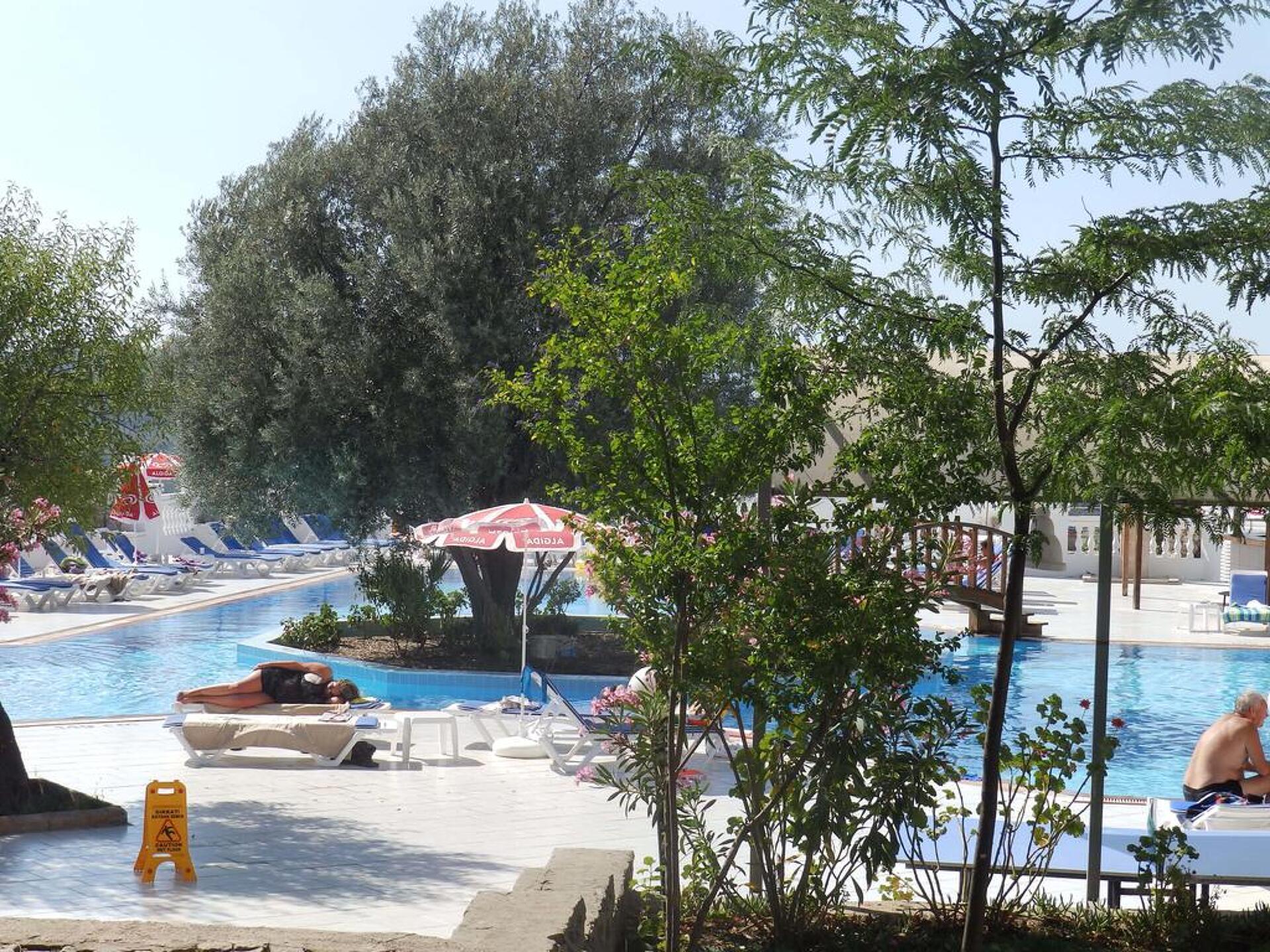 Sunshine Holiday Resort 4* 30