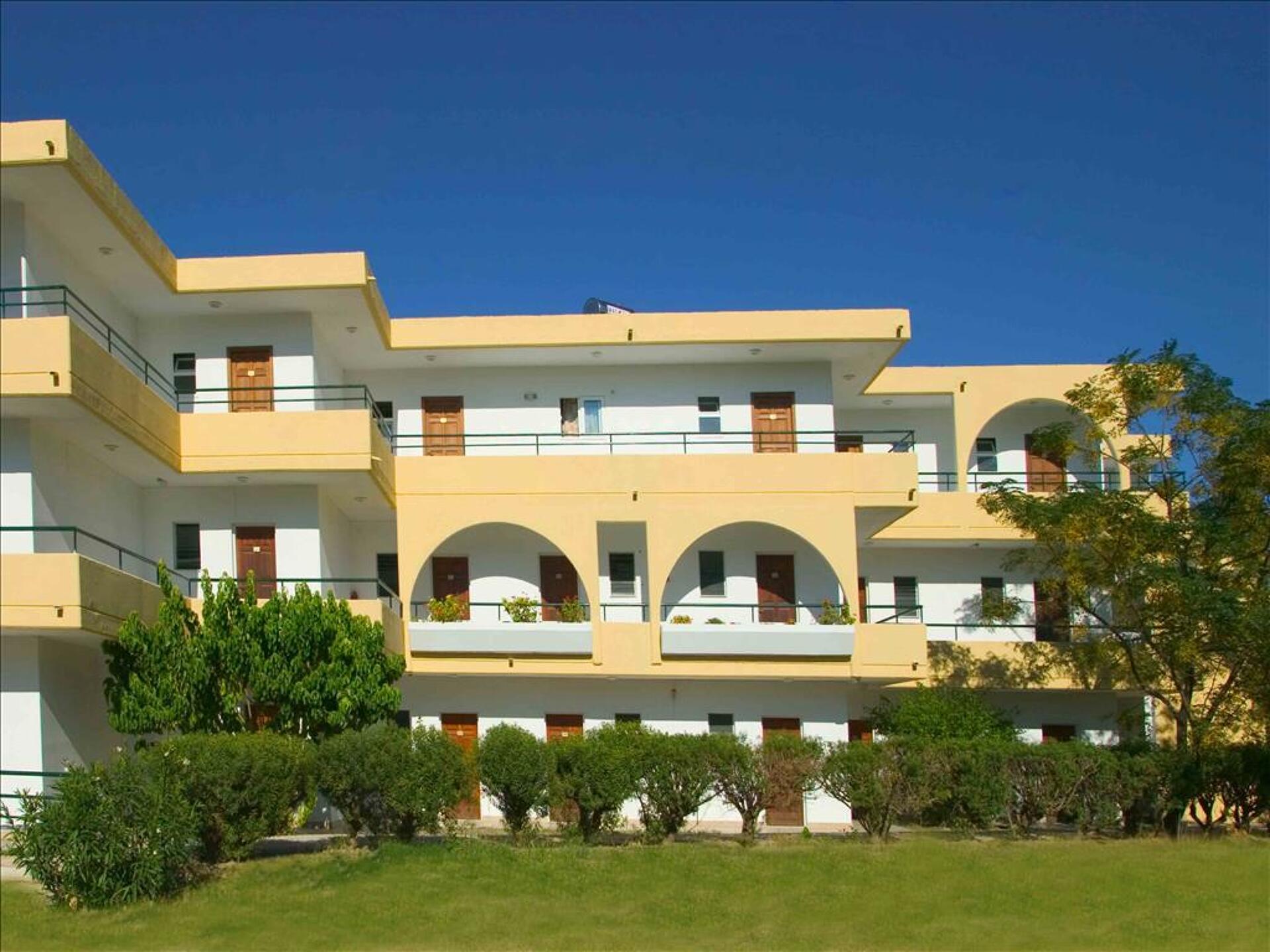 Marathon Hotel 3* 29
