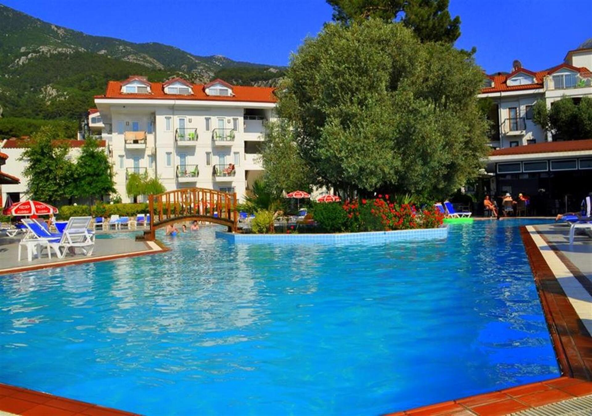 Sunshine Holiday Resort 4* 0