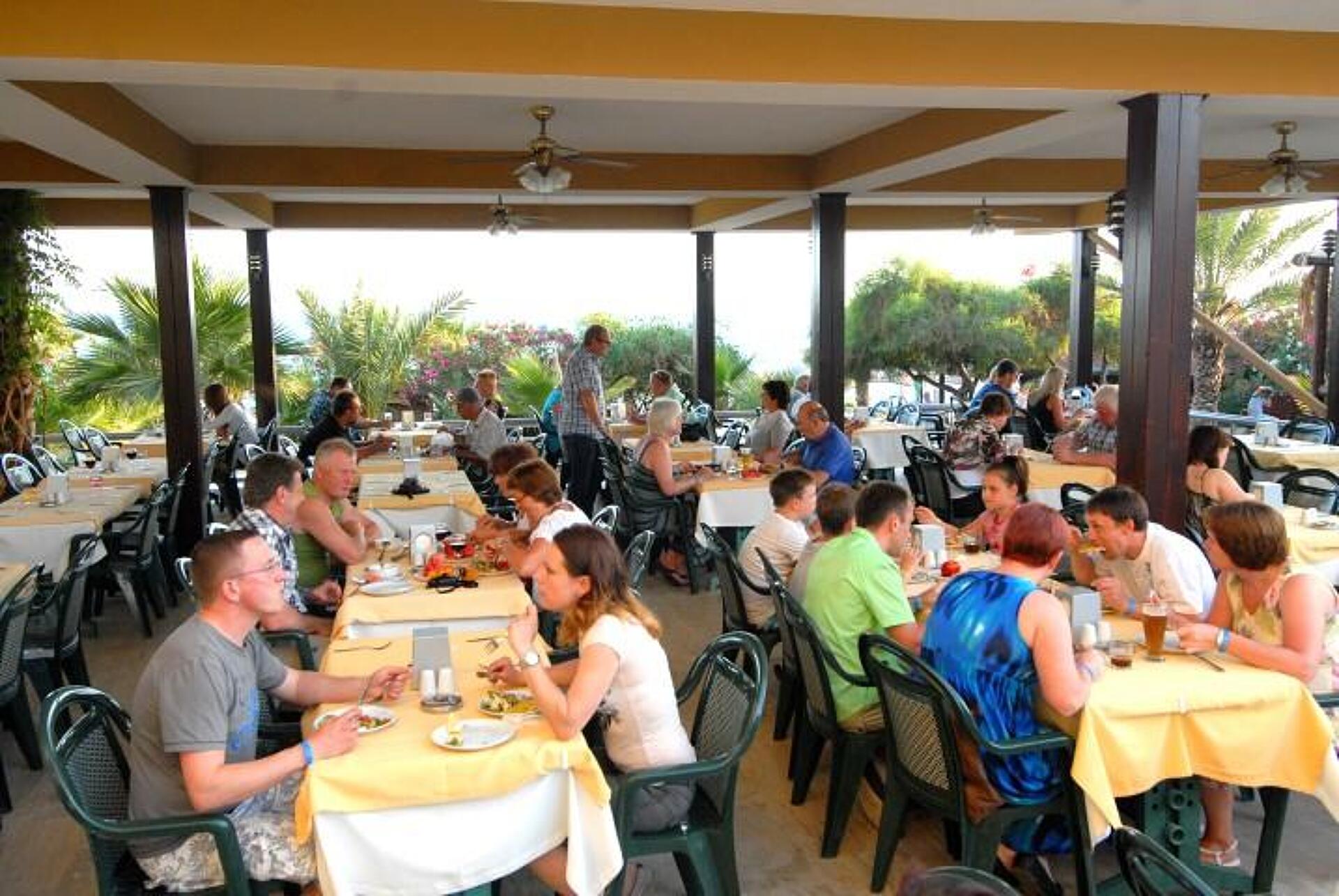 Club Dizalya 20