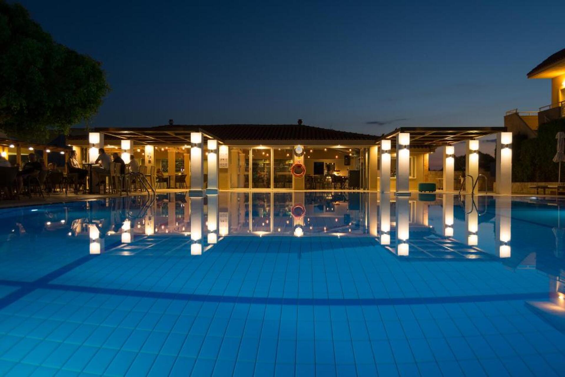 Lavris Hotel & Bungalows 4* 34