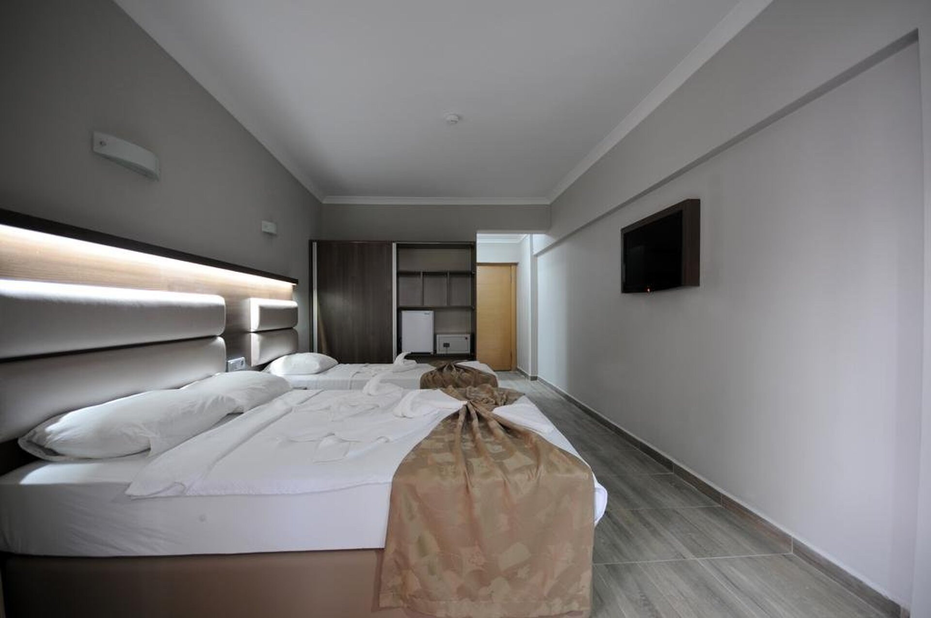 Adler Hotel 24