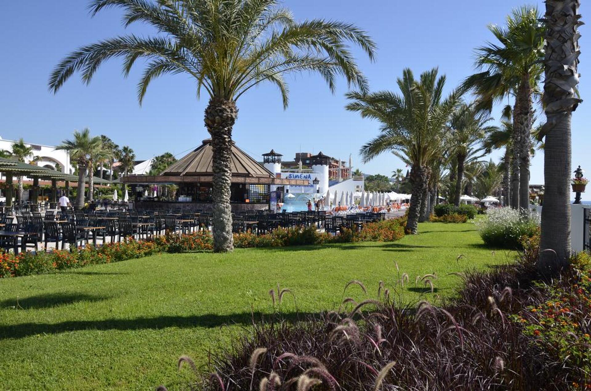 Emelda Sun Club 30