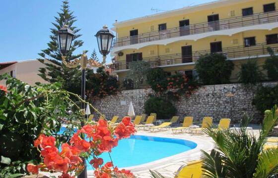 Nikiforos Apartments