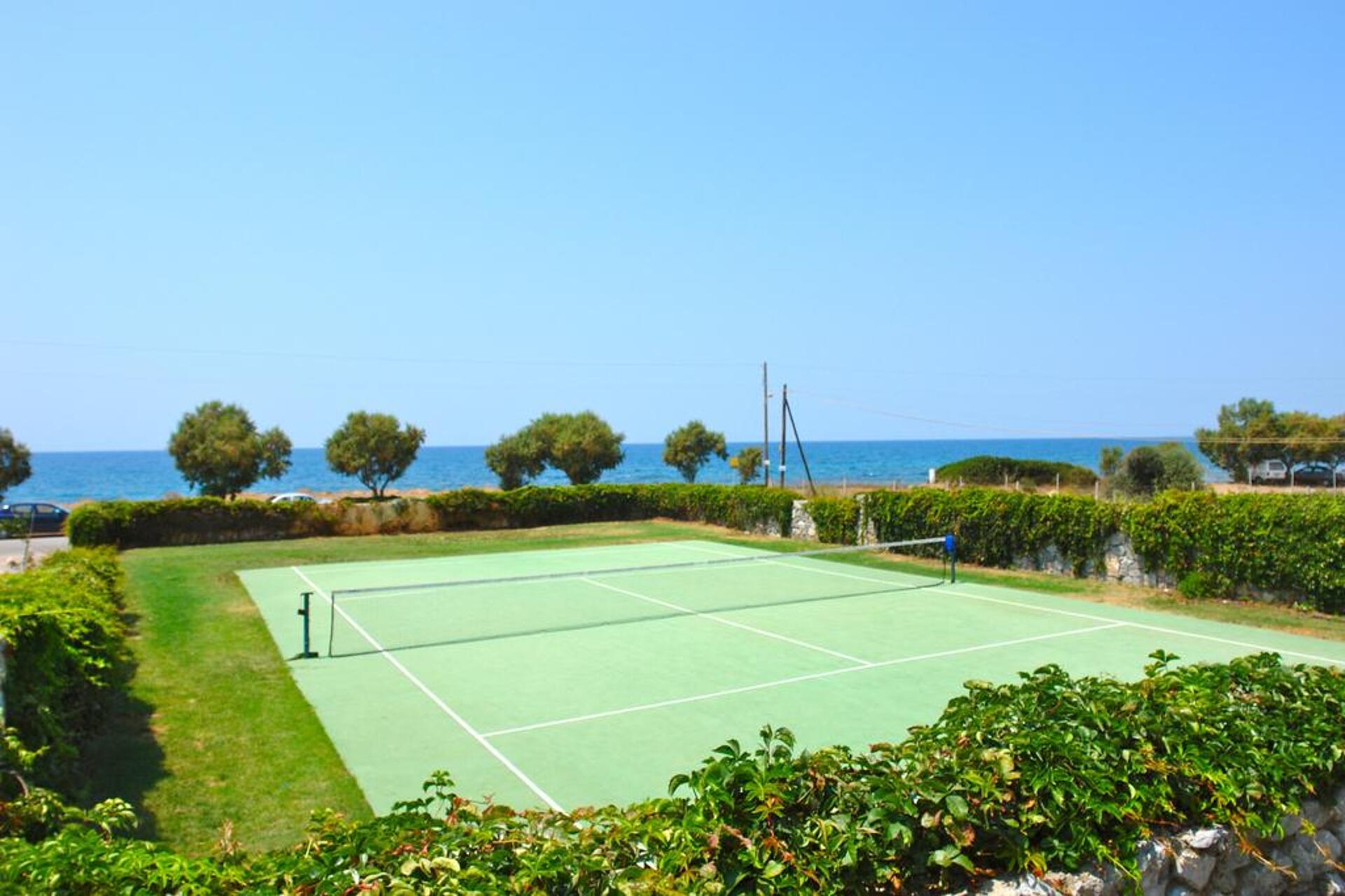 Oasis Hotel 3* 4
