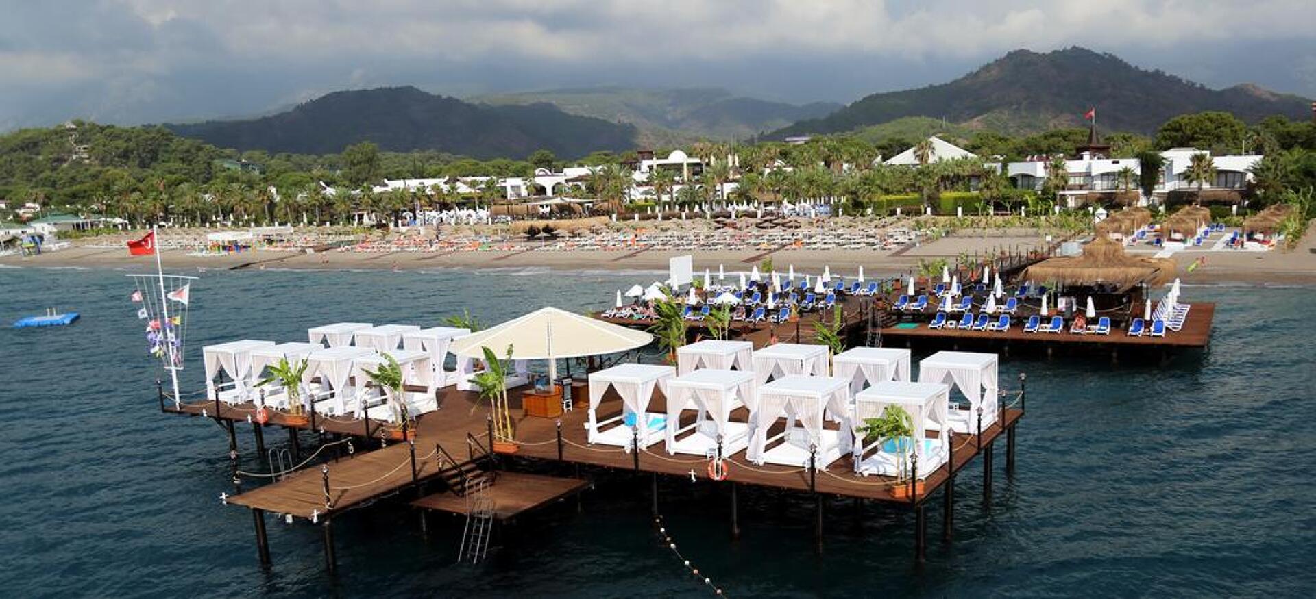Emelda Sun Club 12