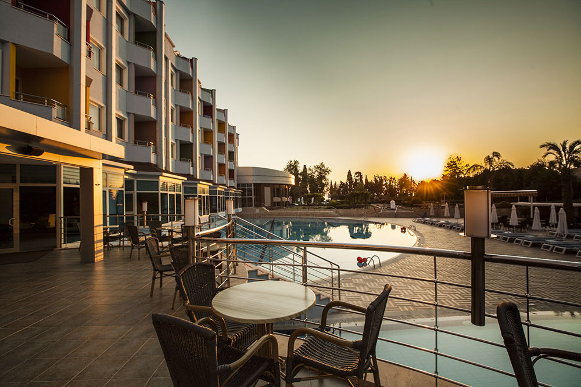 Rox Royal Hotel 4