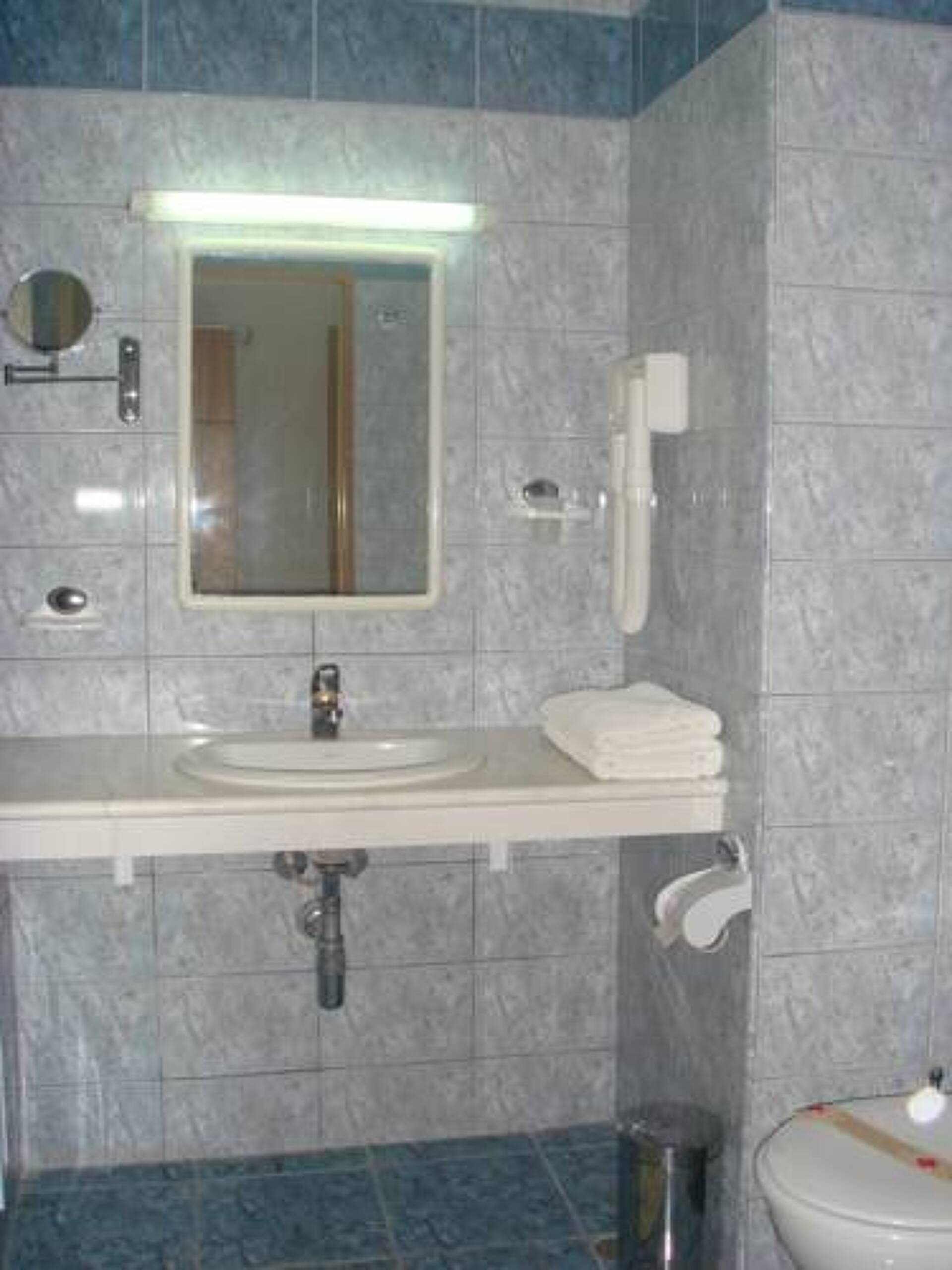 Aurora Hotel 3* 7