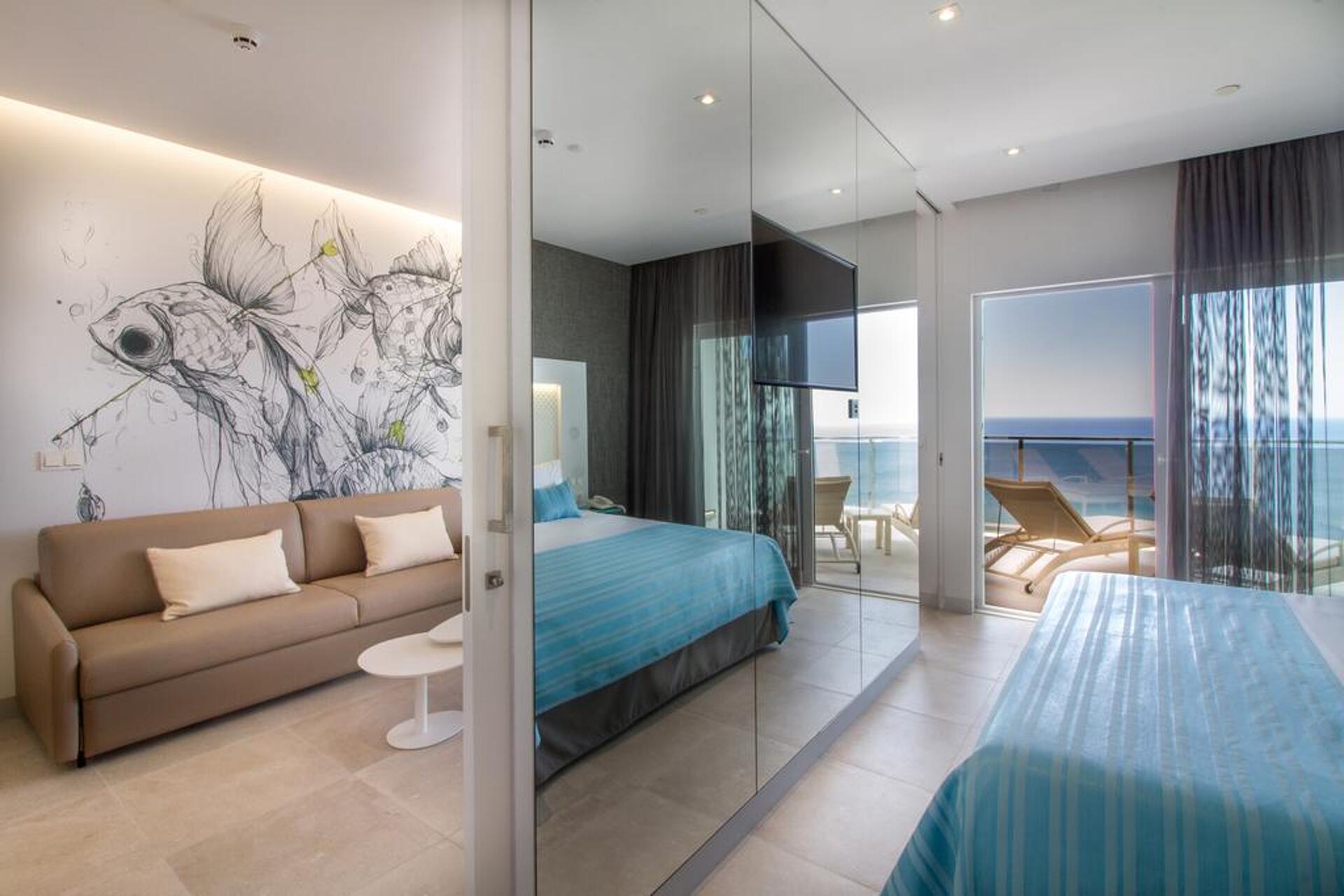 Suitopia Sol Y Mar Suites 4* 9