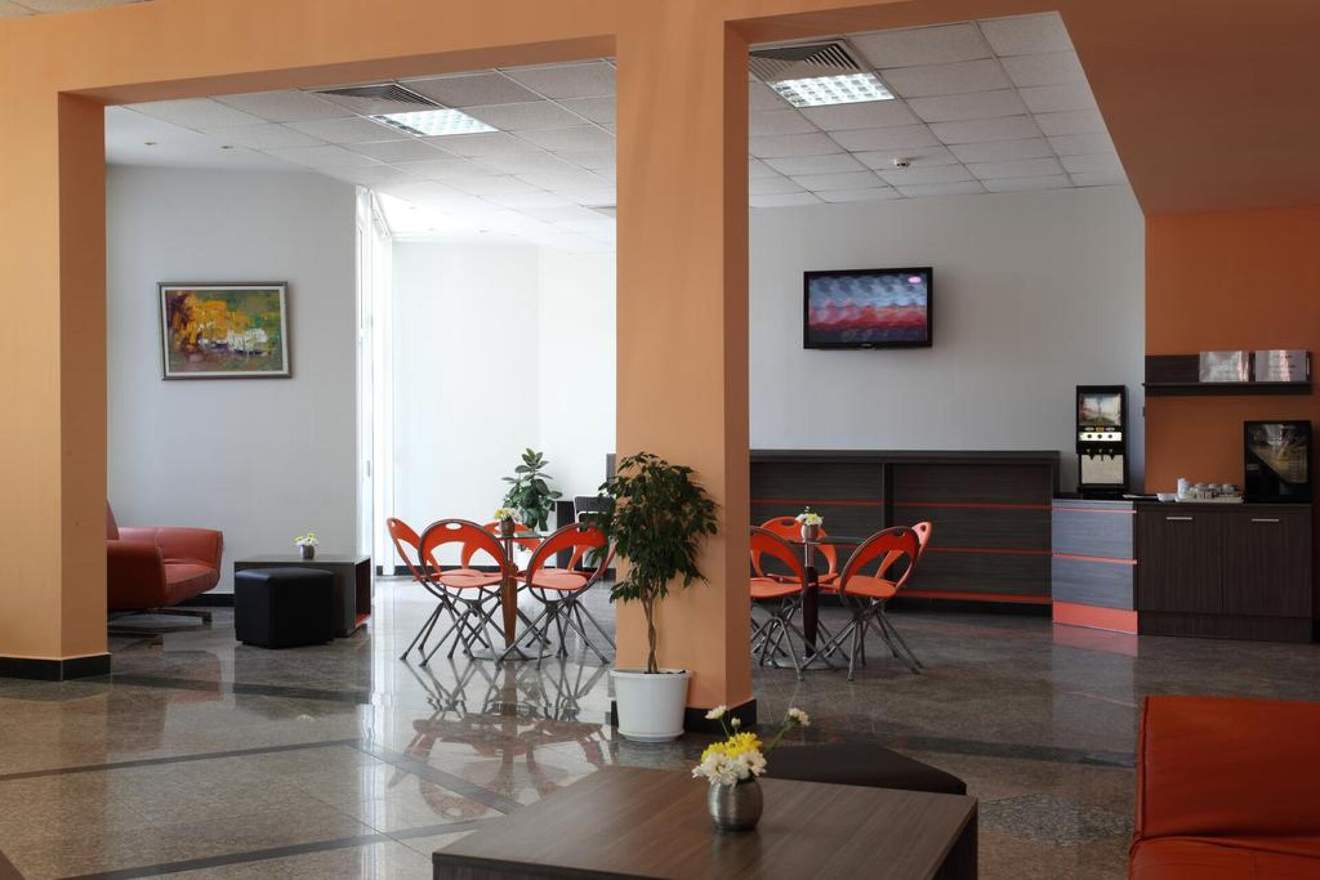 Aurora Hotel 3* 6