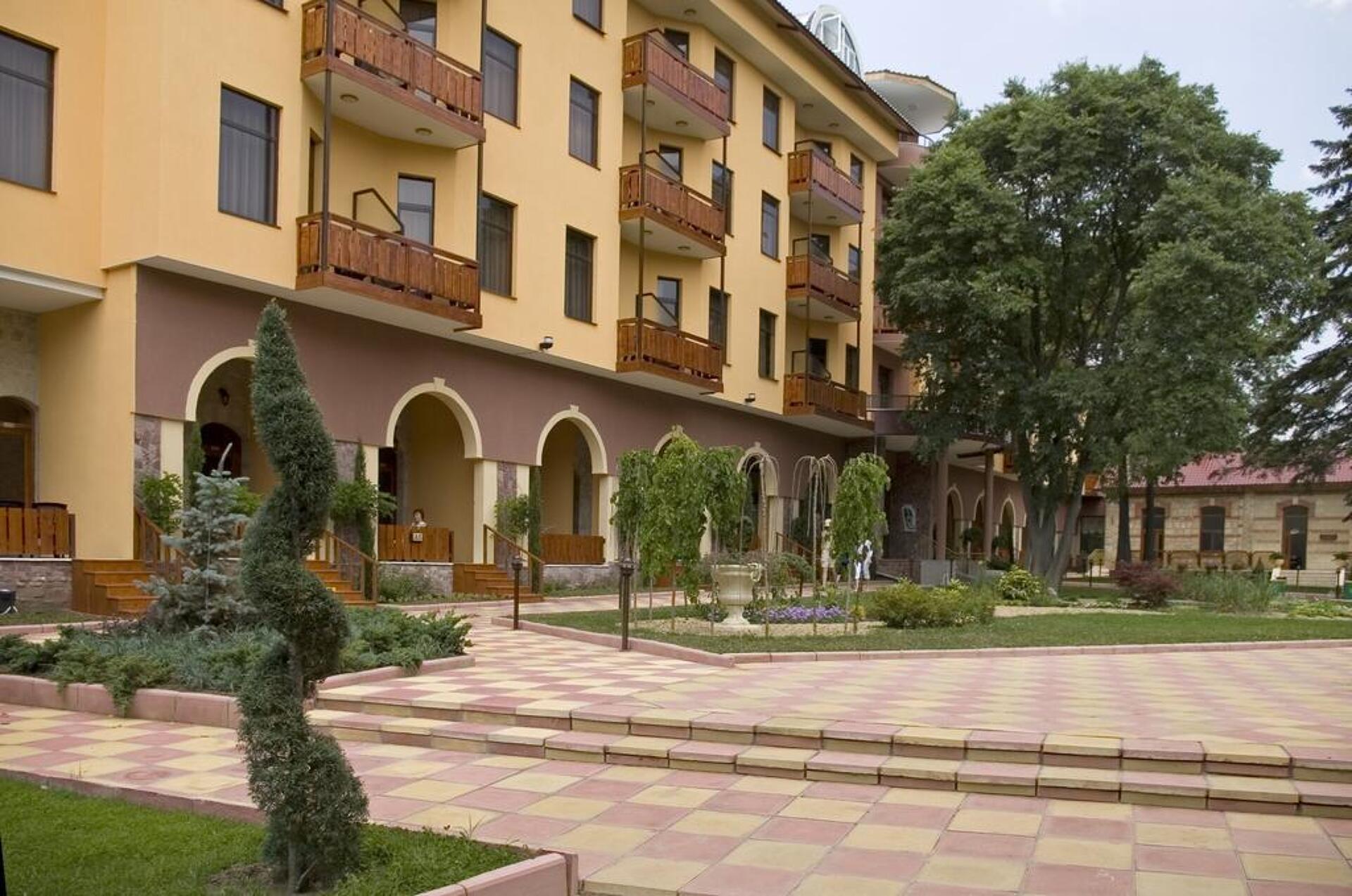 Estreya Palace 15
