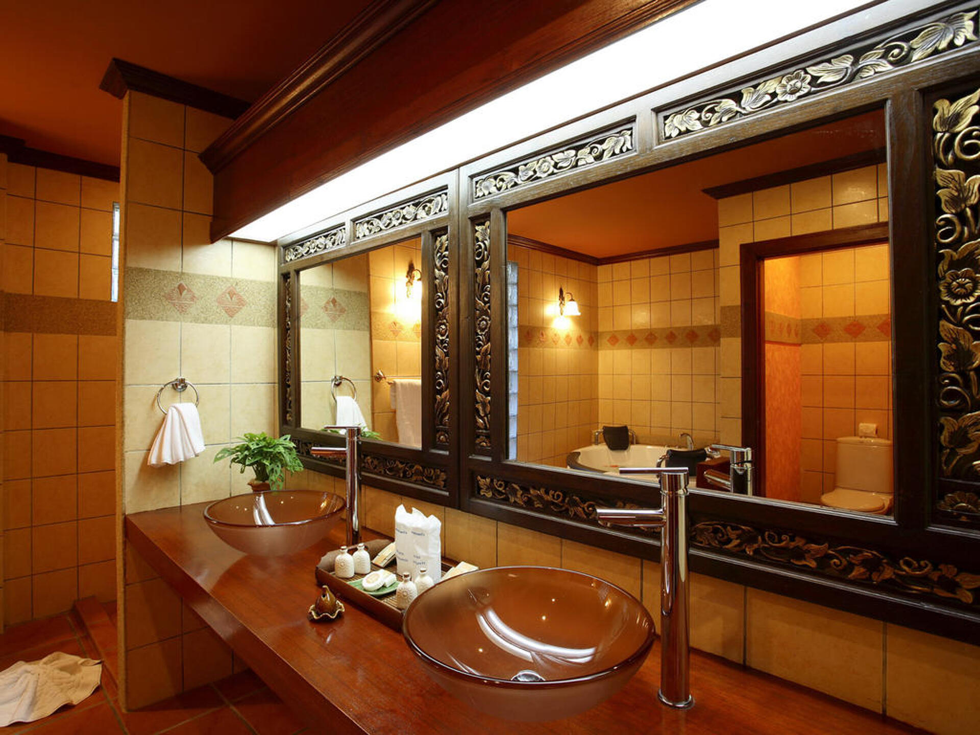 Royal Phawadee Village 4* 21