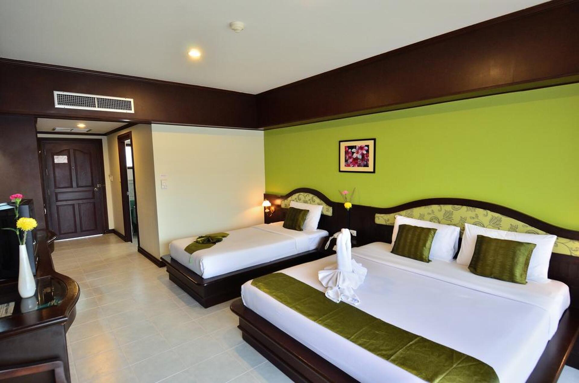 Samui First House 3* 5