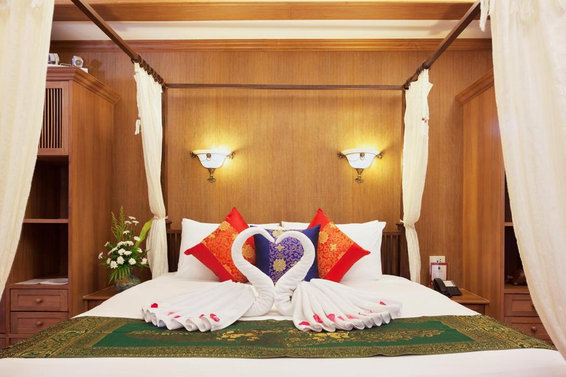 Royal Phawadee Village 4* 16