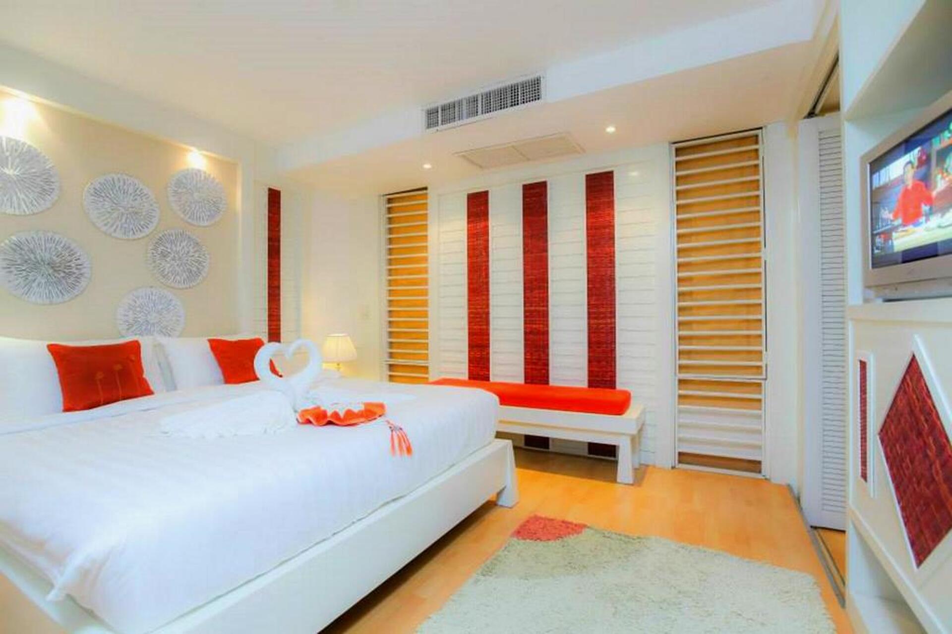 The Royal Palm Beach Front 3* 35