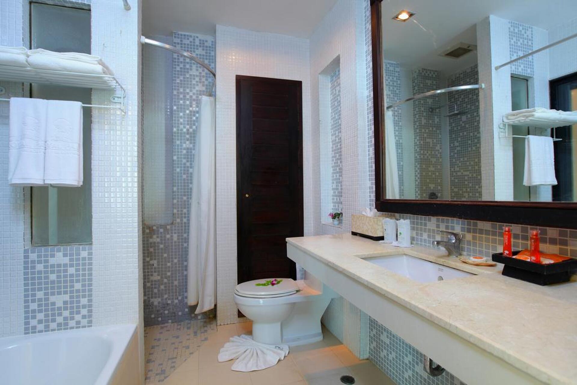 The Royal Palm Beach Front 3* 14