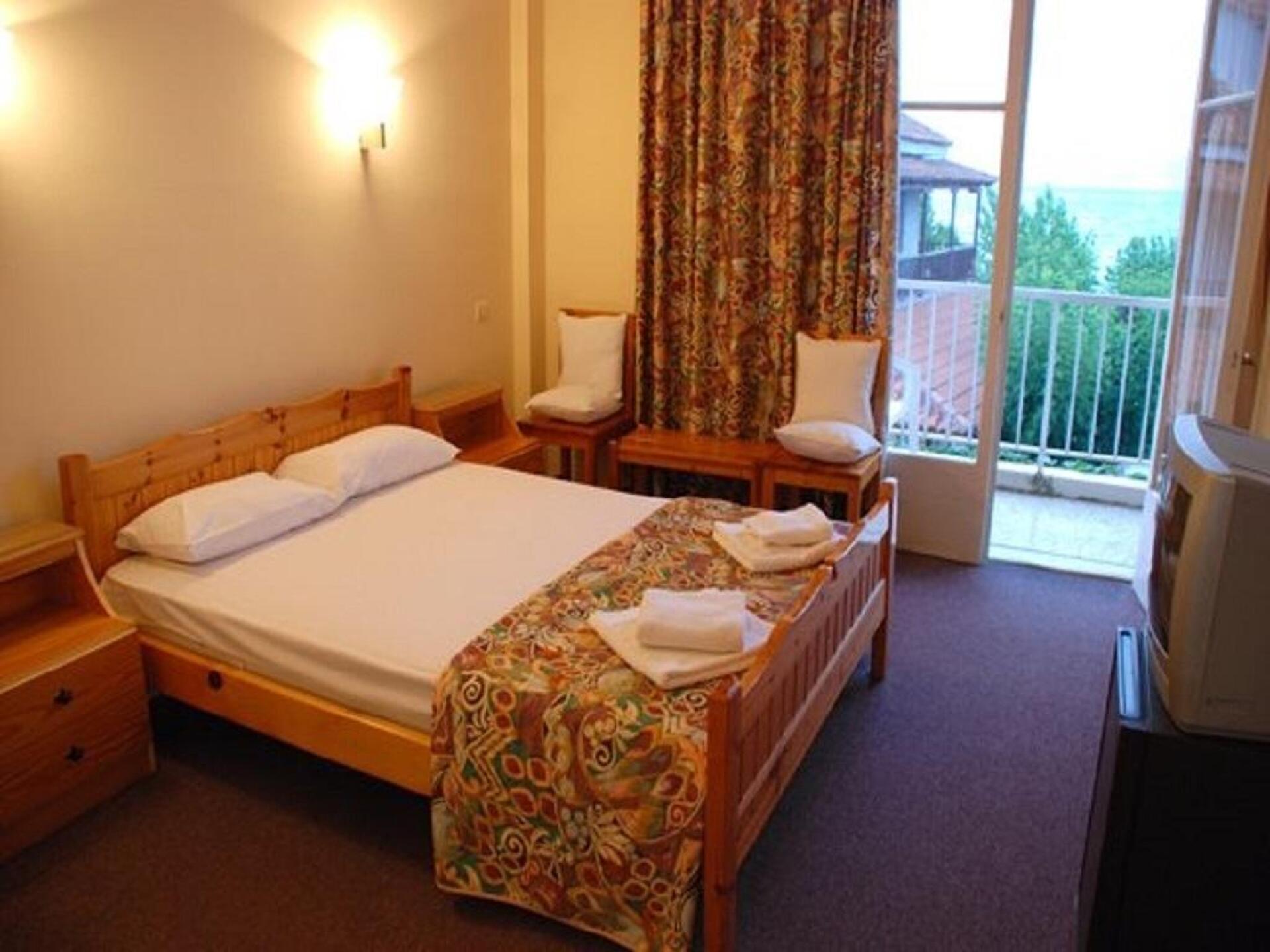 Taradella Hotel 2* 5