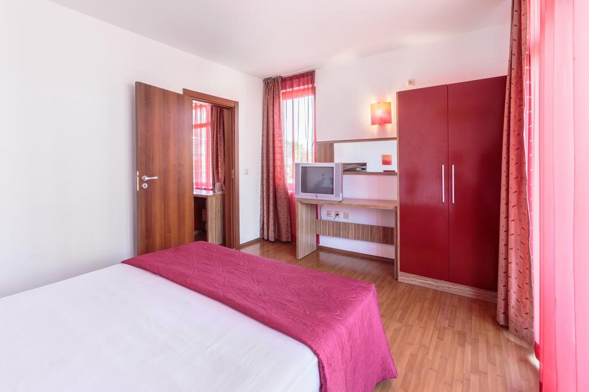 Hotel Apolis 3* 28