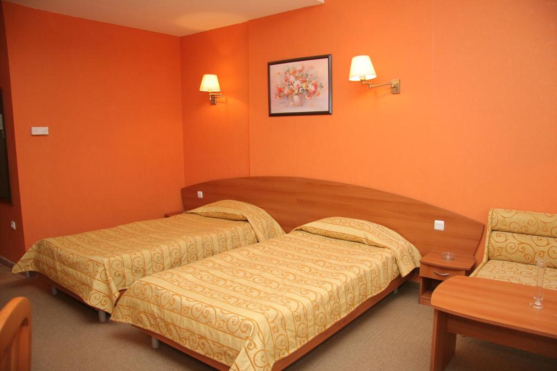 Estreya Palace 25