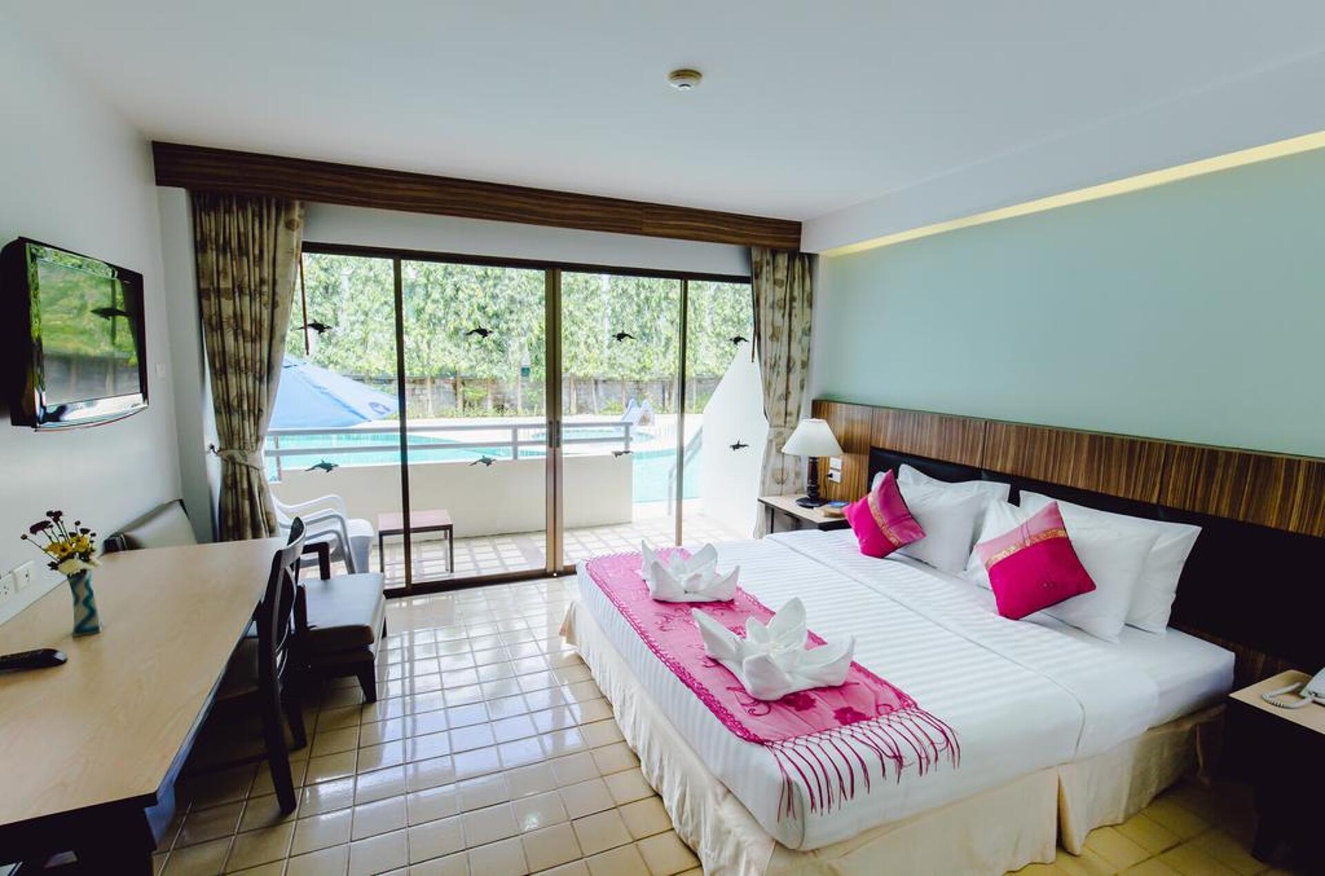Karon Whale Resort 20