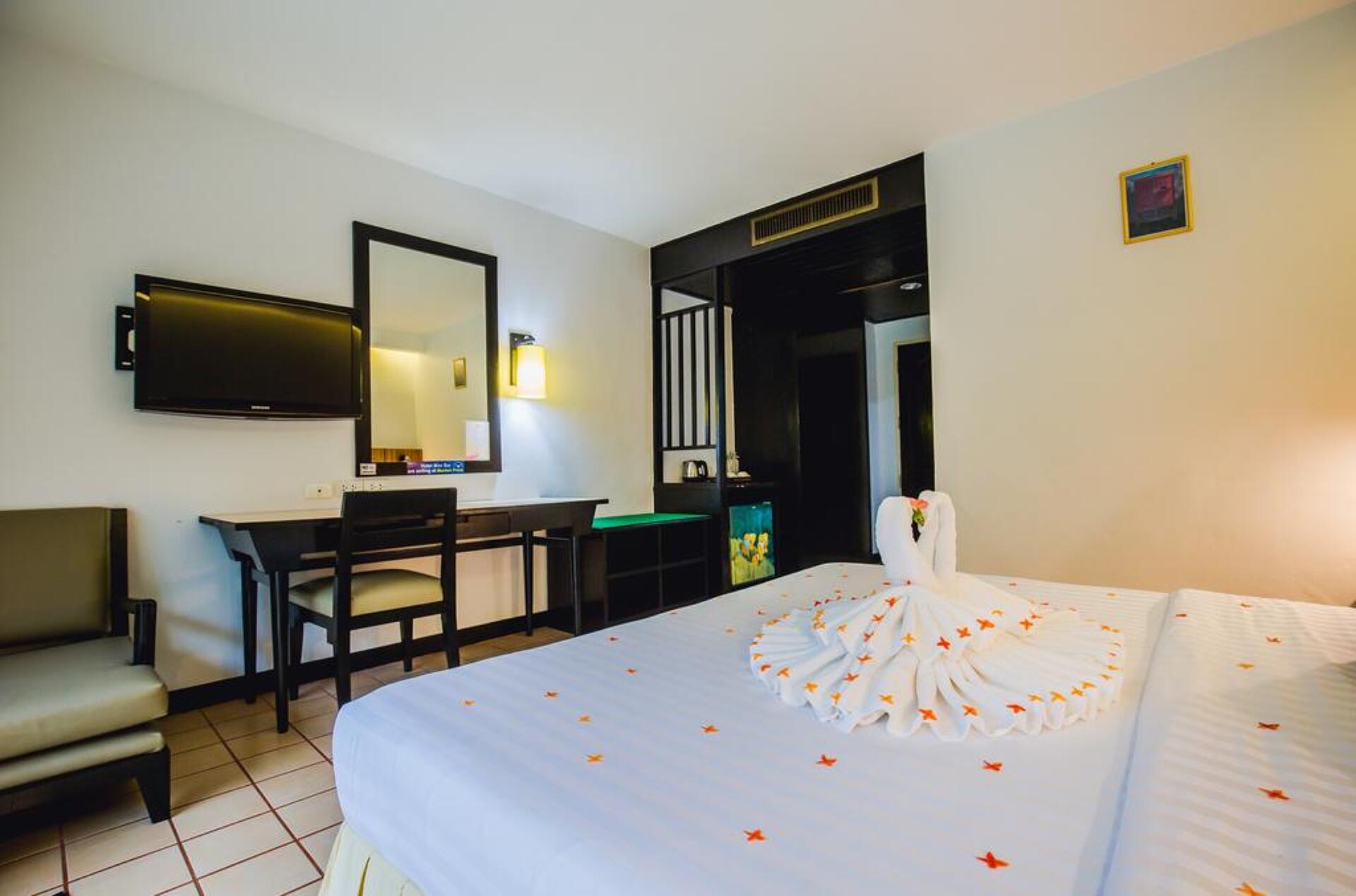Karon Whale Resort 26