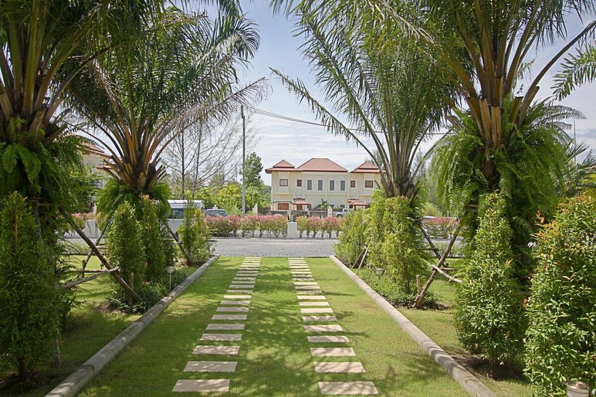 Bangtao Tropical Residence Resort & Spa 4* 0
