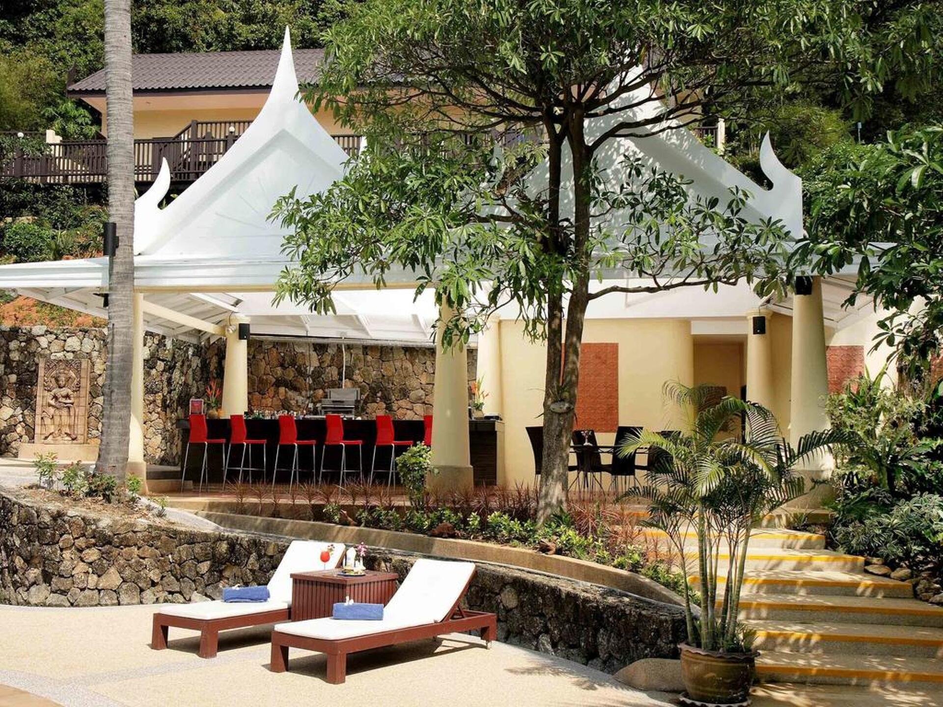 All Seasons Naiharn Phuket 3* 34
